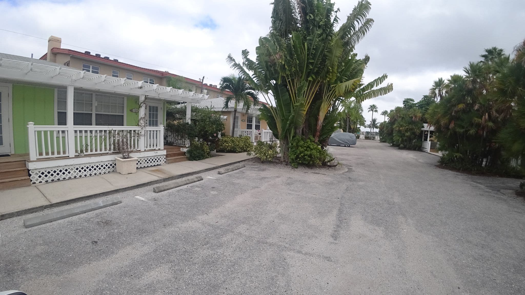 Street view near Tradewinds Resort, Bradenton Beach — © jpace (CC BY-SA · Mapillary)