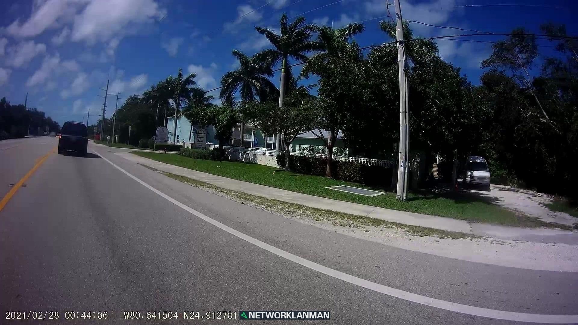 Street view near Islander Bayside Townhomes, Islamorada — © networklanman (CC BY-SA · Mapillary)