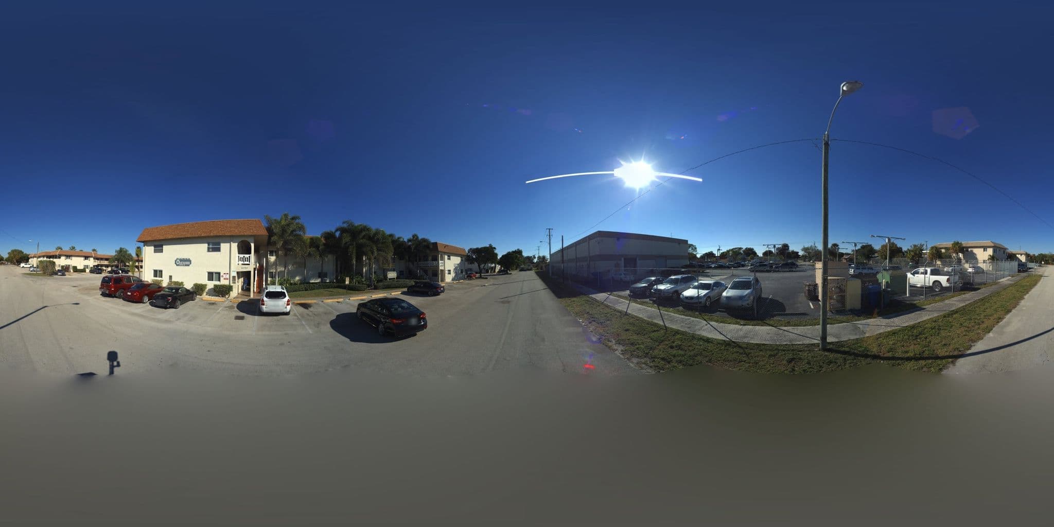 Street view near beacon hotel miami beach, Oakland Park — © microsoft (CC BY-SA · Mapillary)