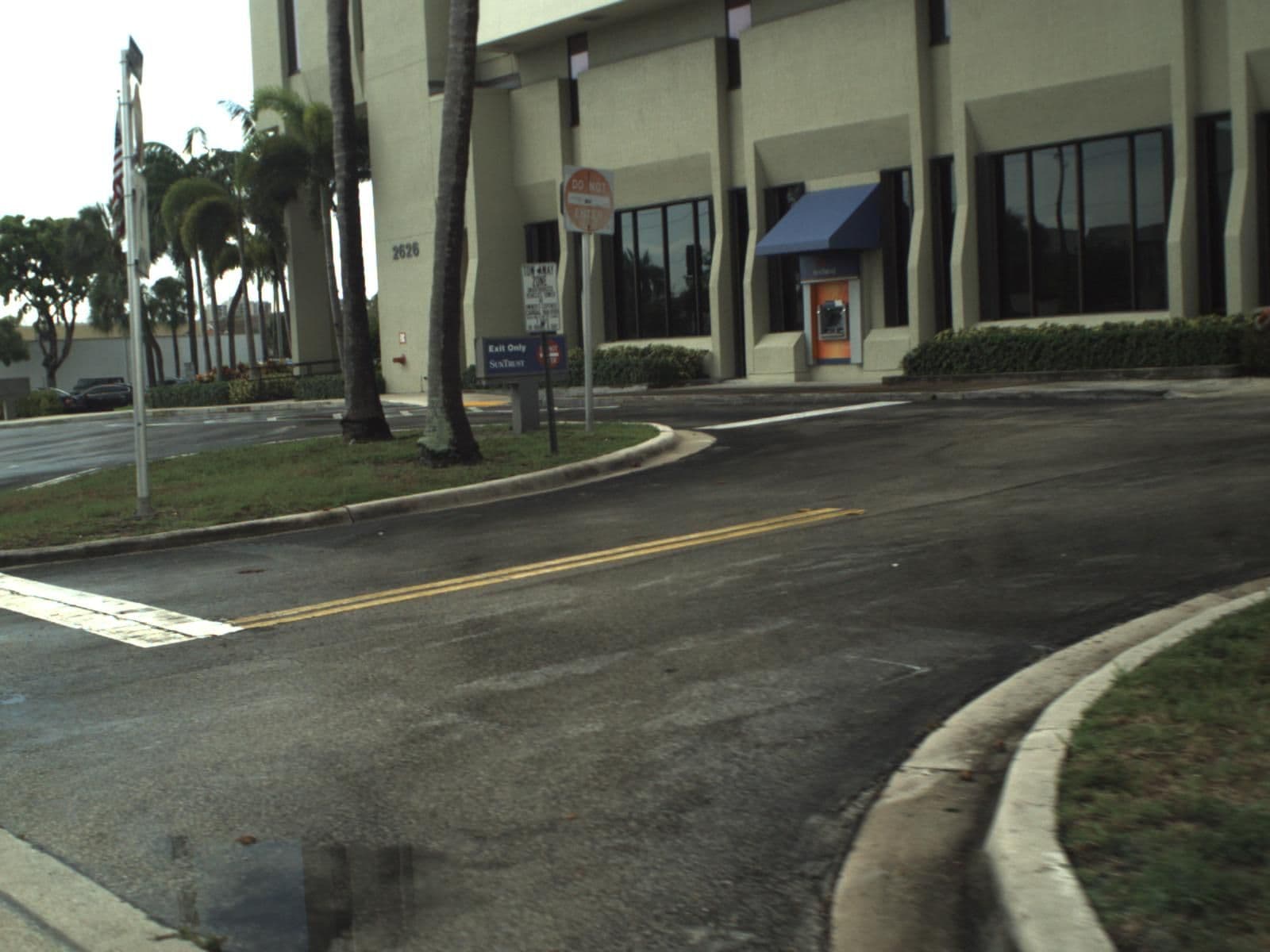 Street view near Vacation Village Resorts, Oakland Park — © fdot_vl (CC BY-SA · Mapillary)