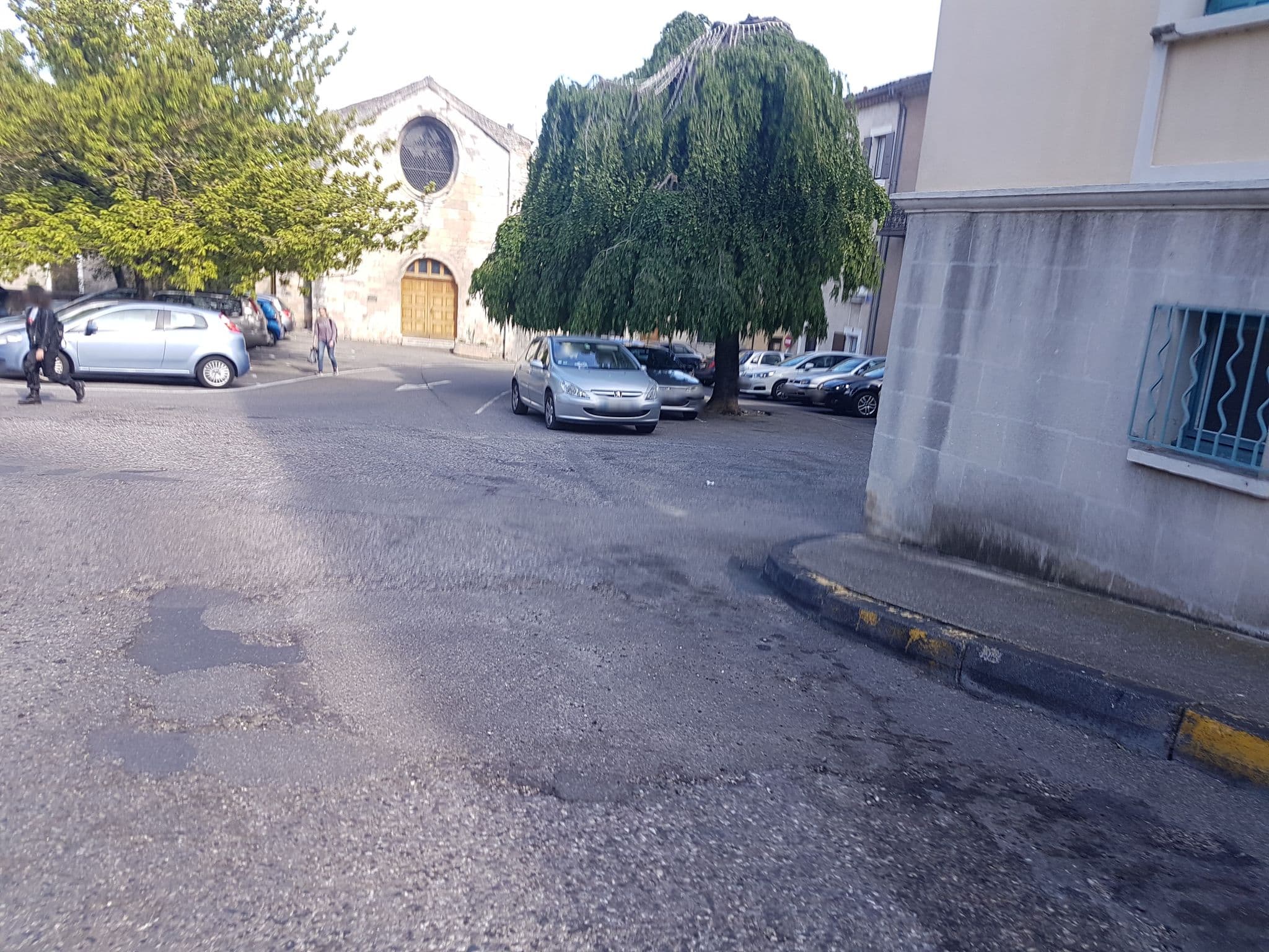 Street view near Maéva-Léa Gîtes d'étape, Bourg-Saint-Andéol — © changchun1 (CC BY-SA · Mapillary)