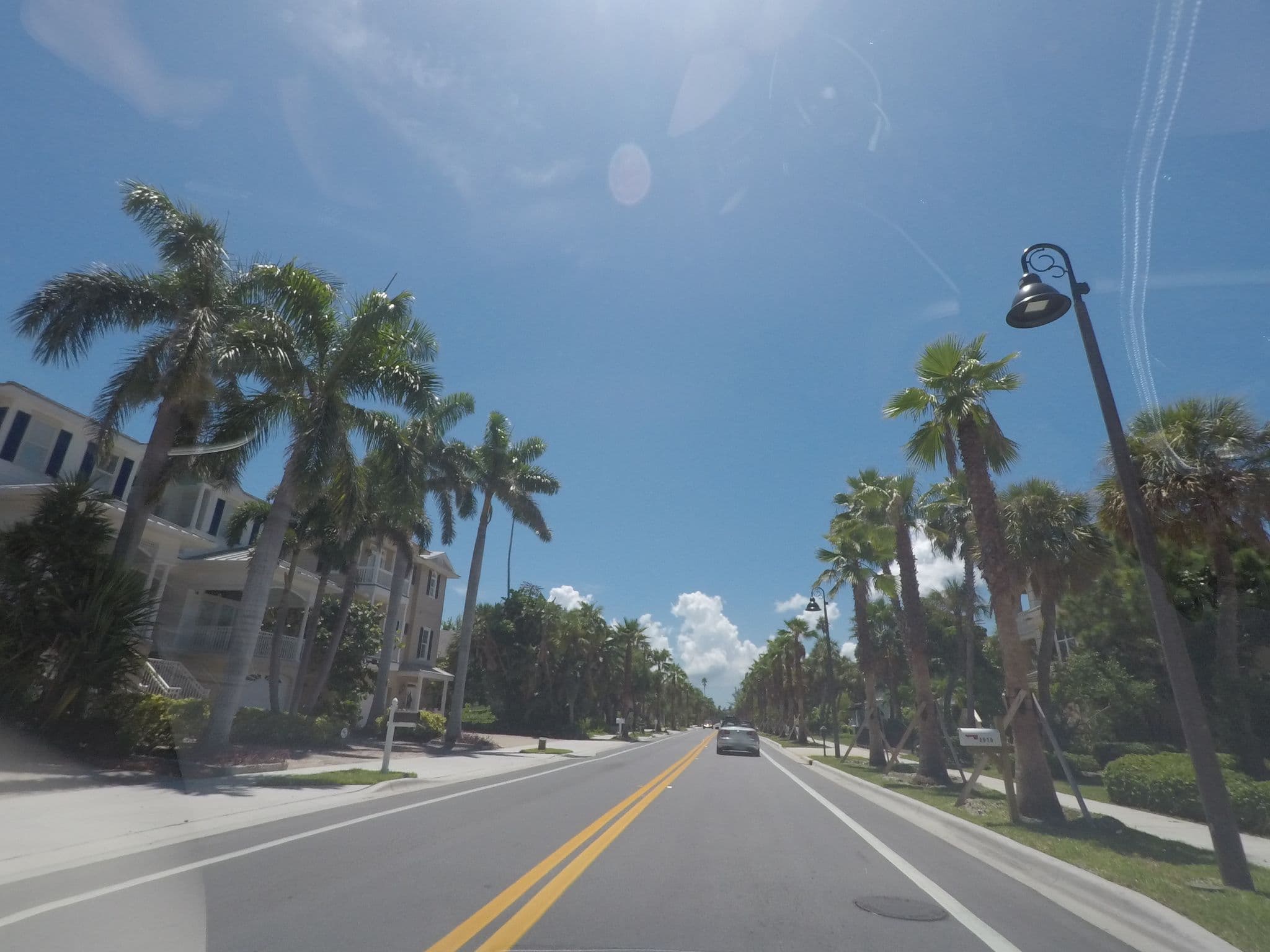 Street view near tradewinds bathroom, Tierra Verde — © nfgusedautoparts (CC BY-SA · Mapillary)