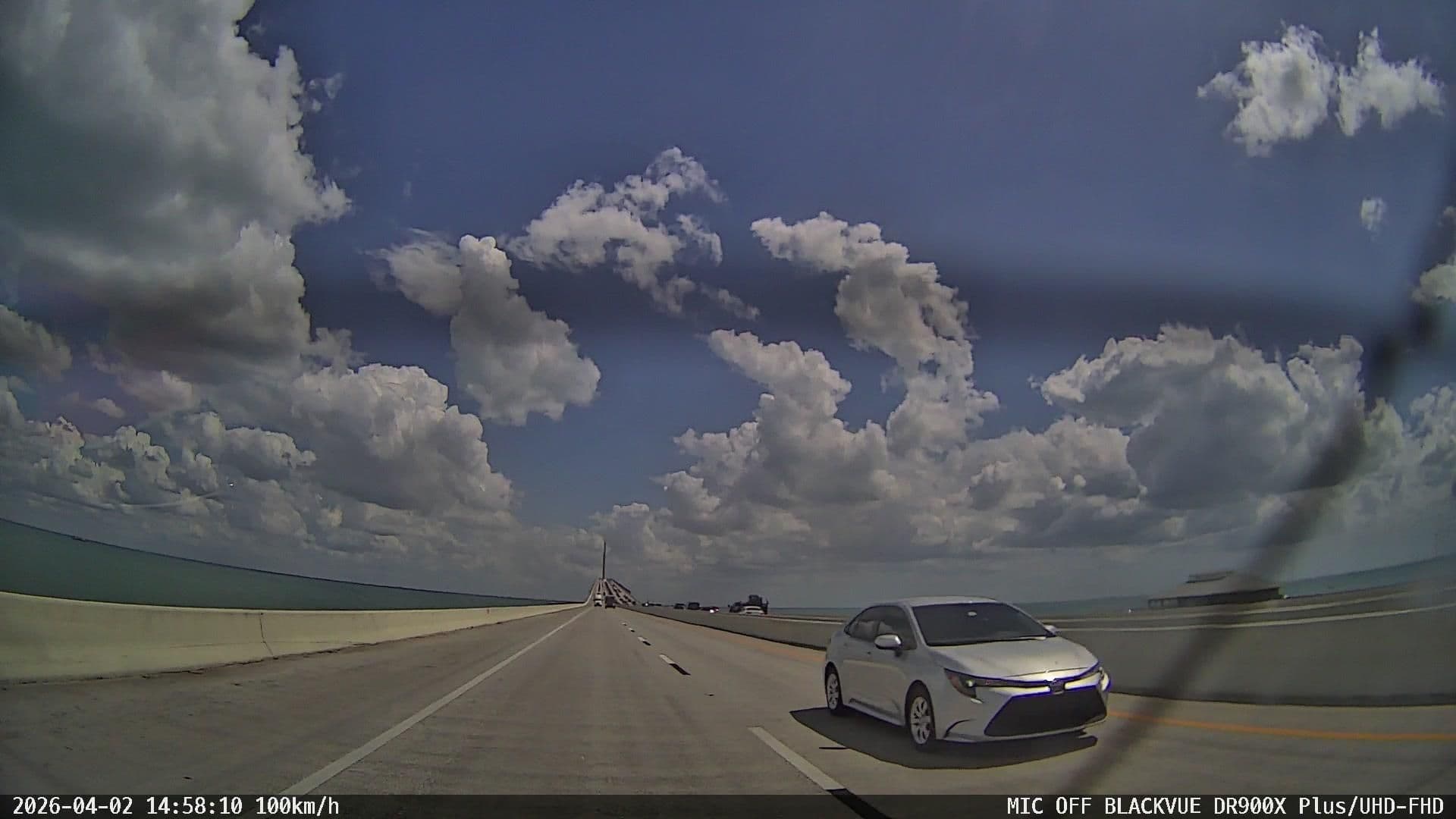 Street view near Jumping Off The Skyway, Tierra Verde — © allen (CC BY-SA · Mapillary)