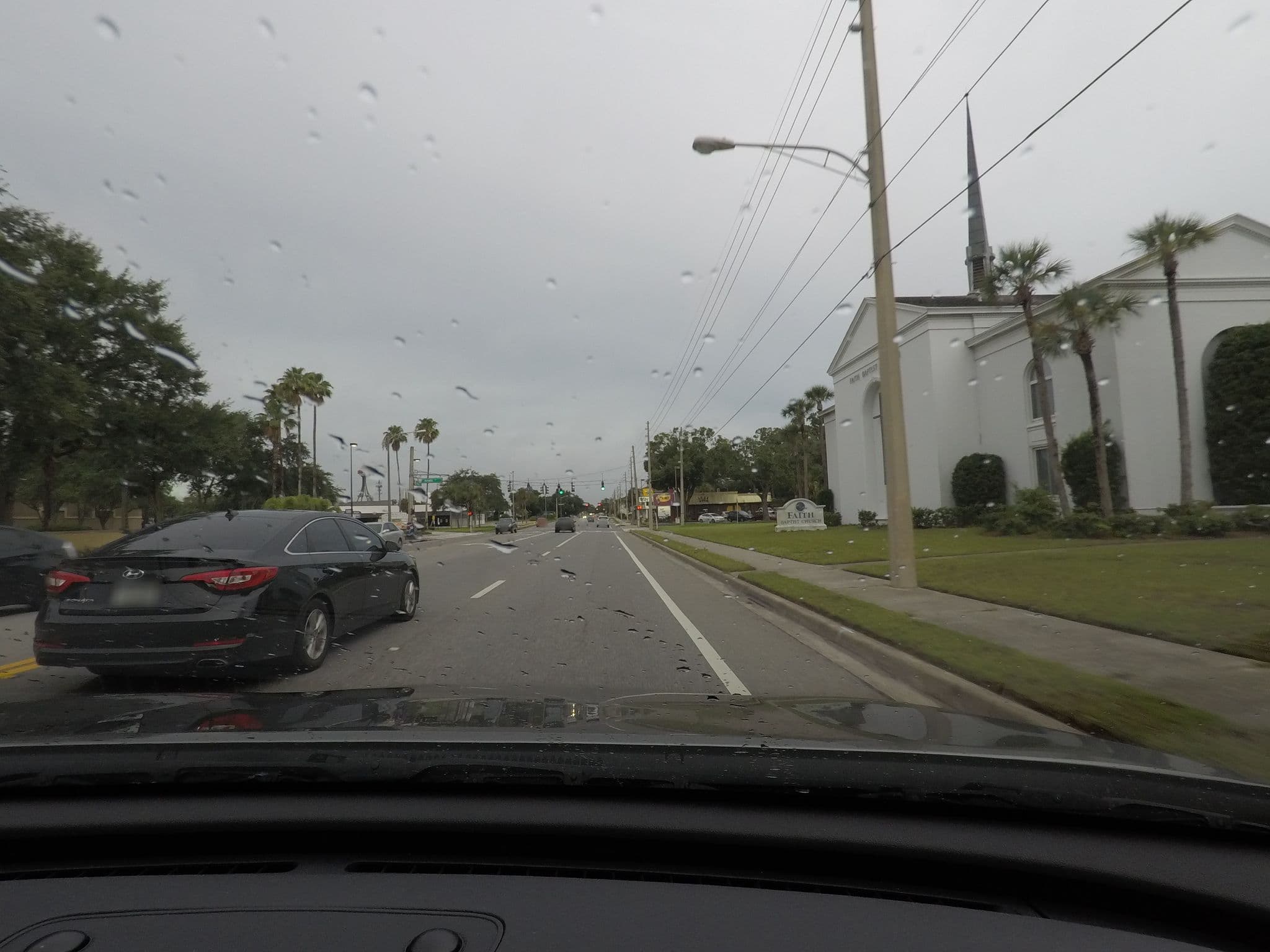 Street view near White Trash Hell, Orlando — © toebee (CC BY-SA · Mapillary)