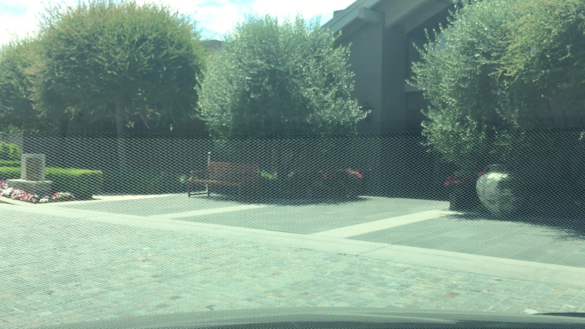 Street view near SHR Hotel, West Menlo Park — © lvl5 (CC BY-SA · Mapillary)