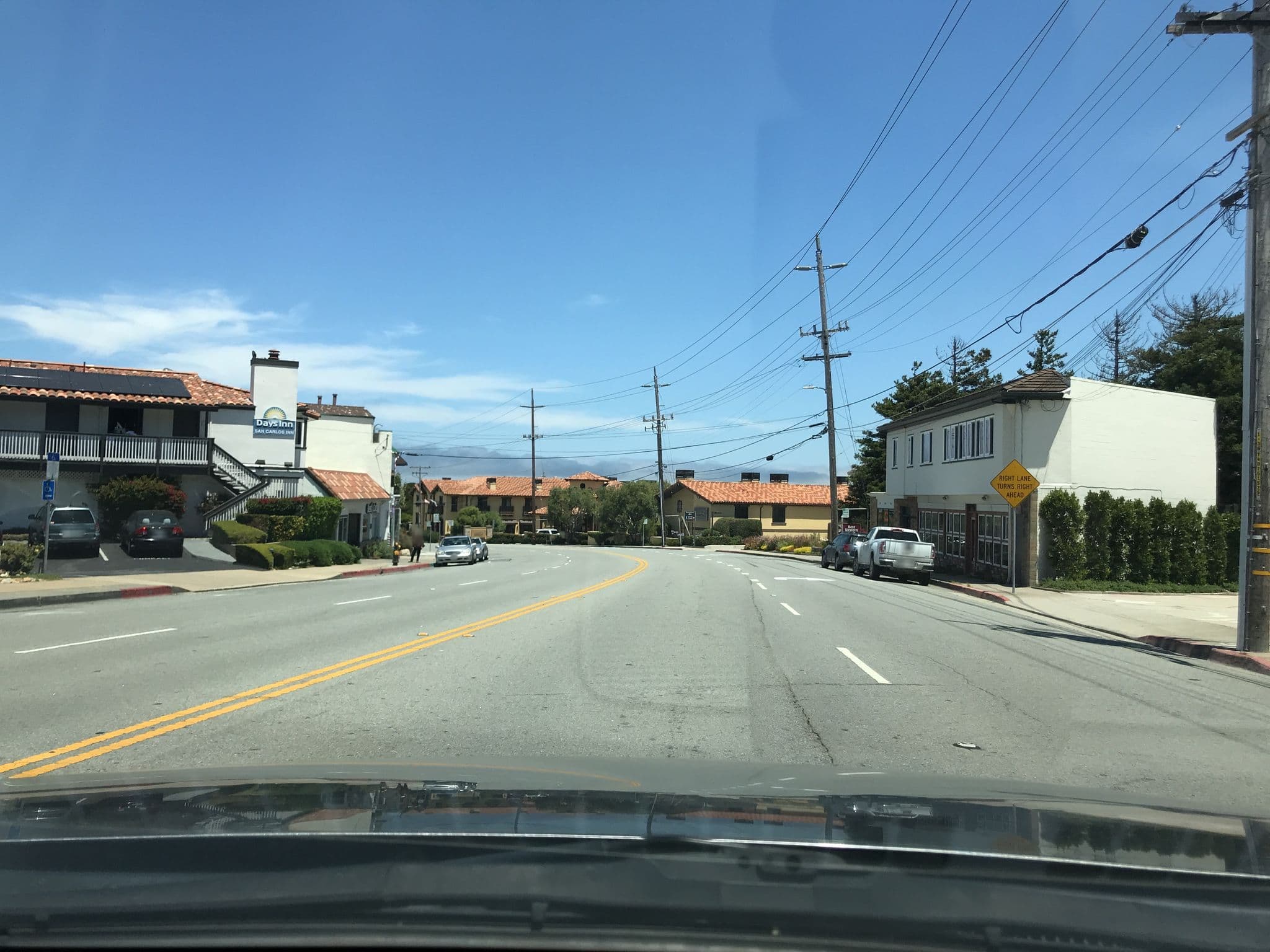 Street view near Days Inn, Monterey — © technodino (CC BY-SA · Mapillary)
