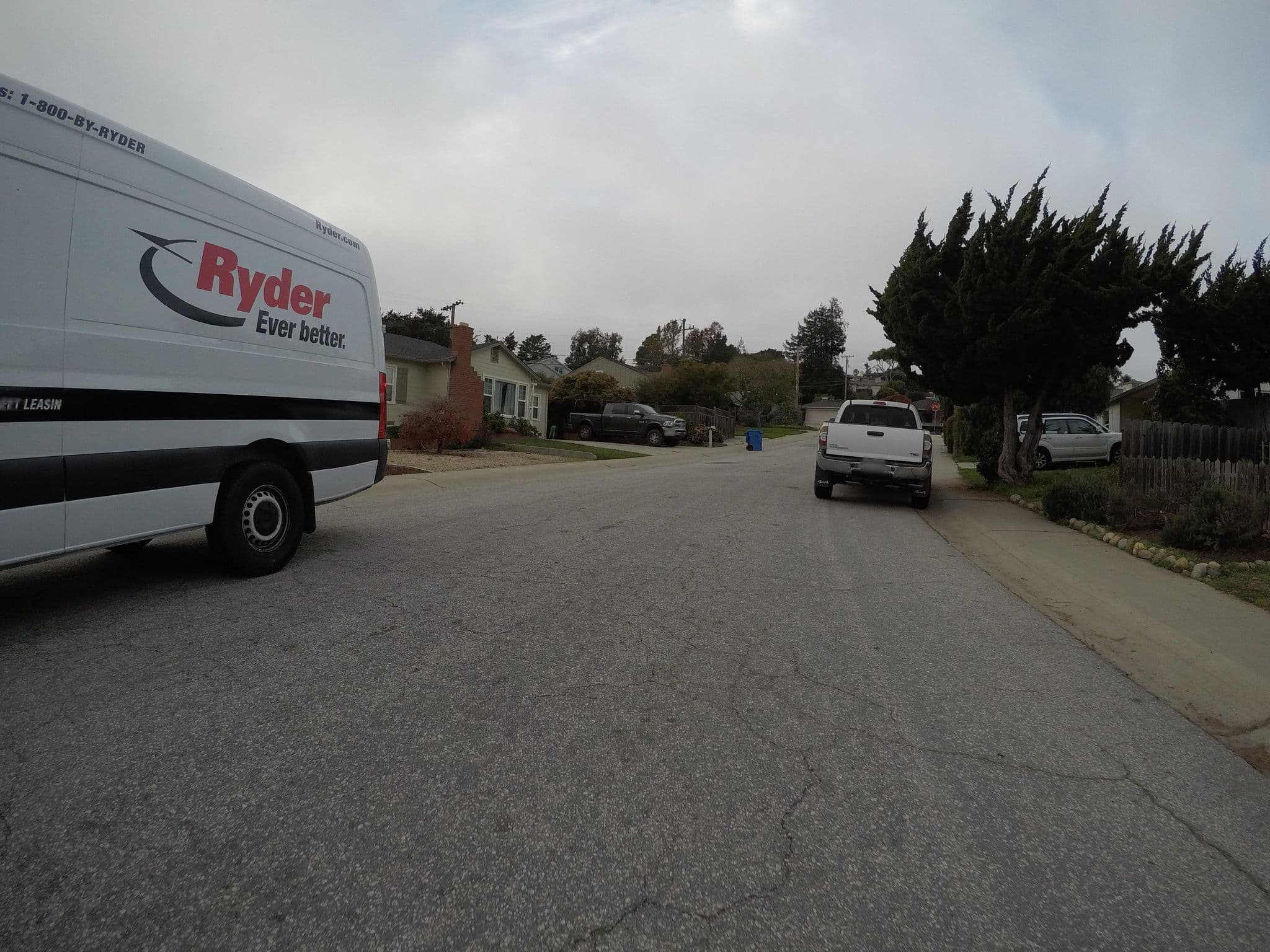 Street view near Fred's Palace, Santa Cruz — © evansiroky (CC BY-SA · Mapillary)