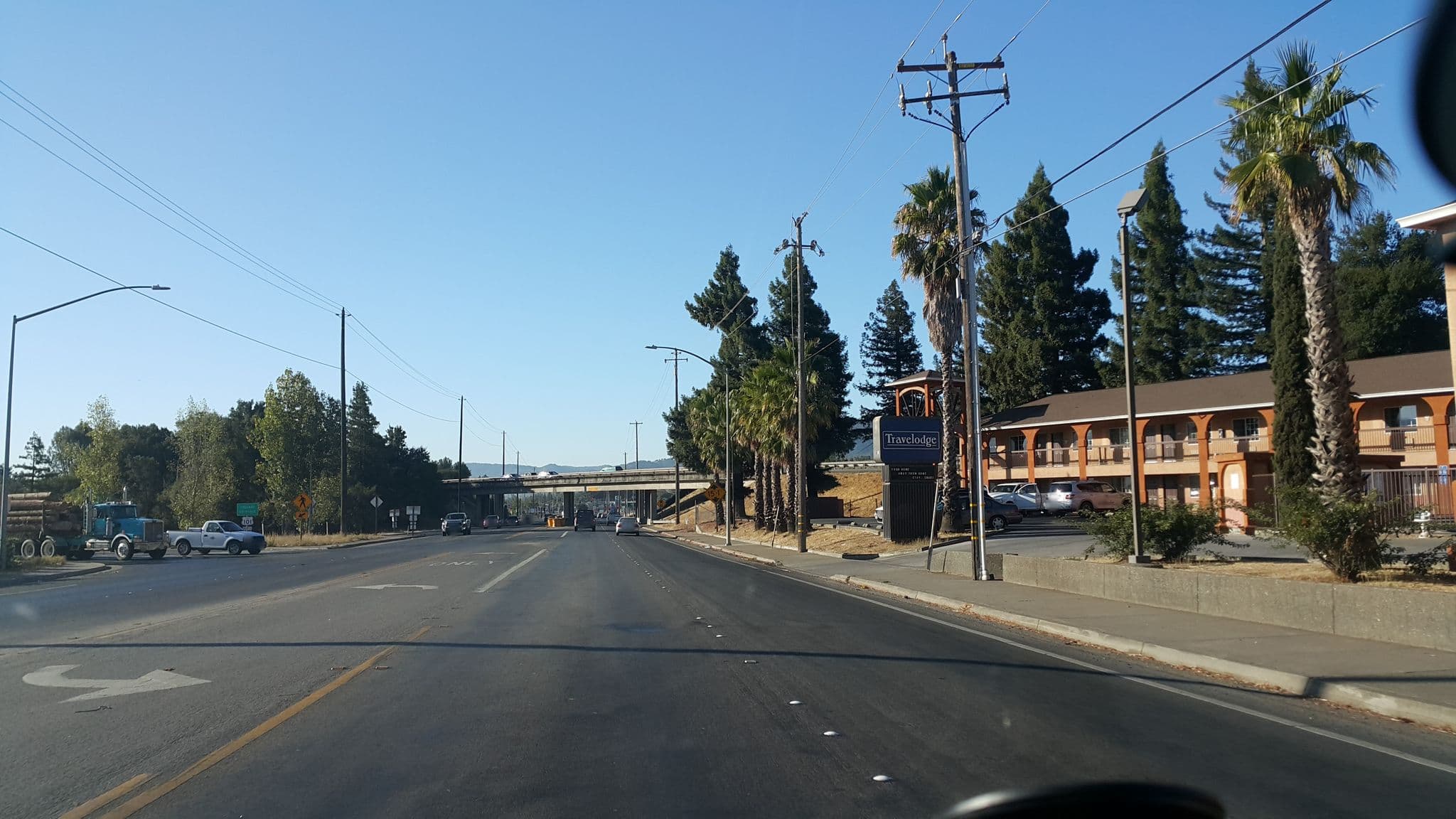 Street view near Travelodge by Wyndham, Ukiah — © jaku103 (CC BY-SA · Mapillary)