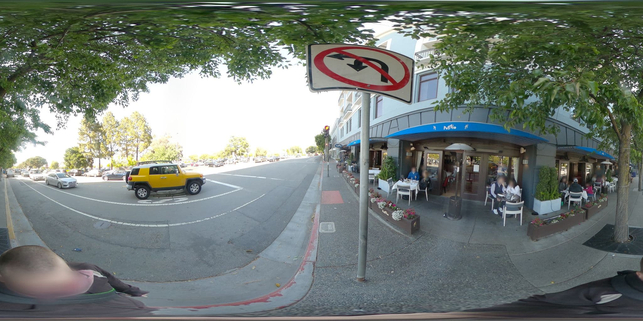 Street view near Bed & Breakfast-California, Sausalito — © jesseakaraccoon (CC BY-SA · Mapillary)