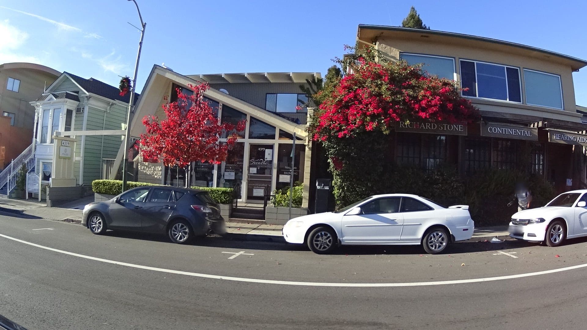 Street view near Crescent San Francisco Hotel, Piedmont — © bhousel (CC BY-SA · Mapillary)