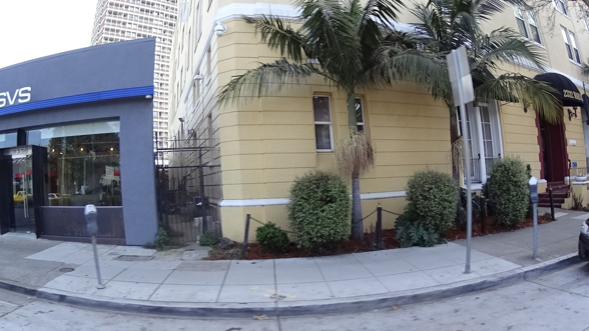 Street view near Lake Merritt Lodge, Oakland — © bhousel (CC BY-SA · Mapillary)