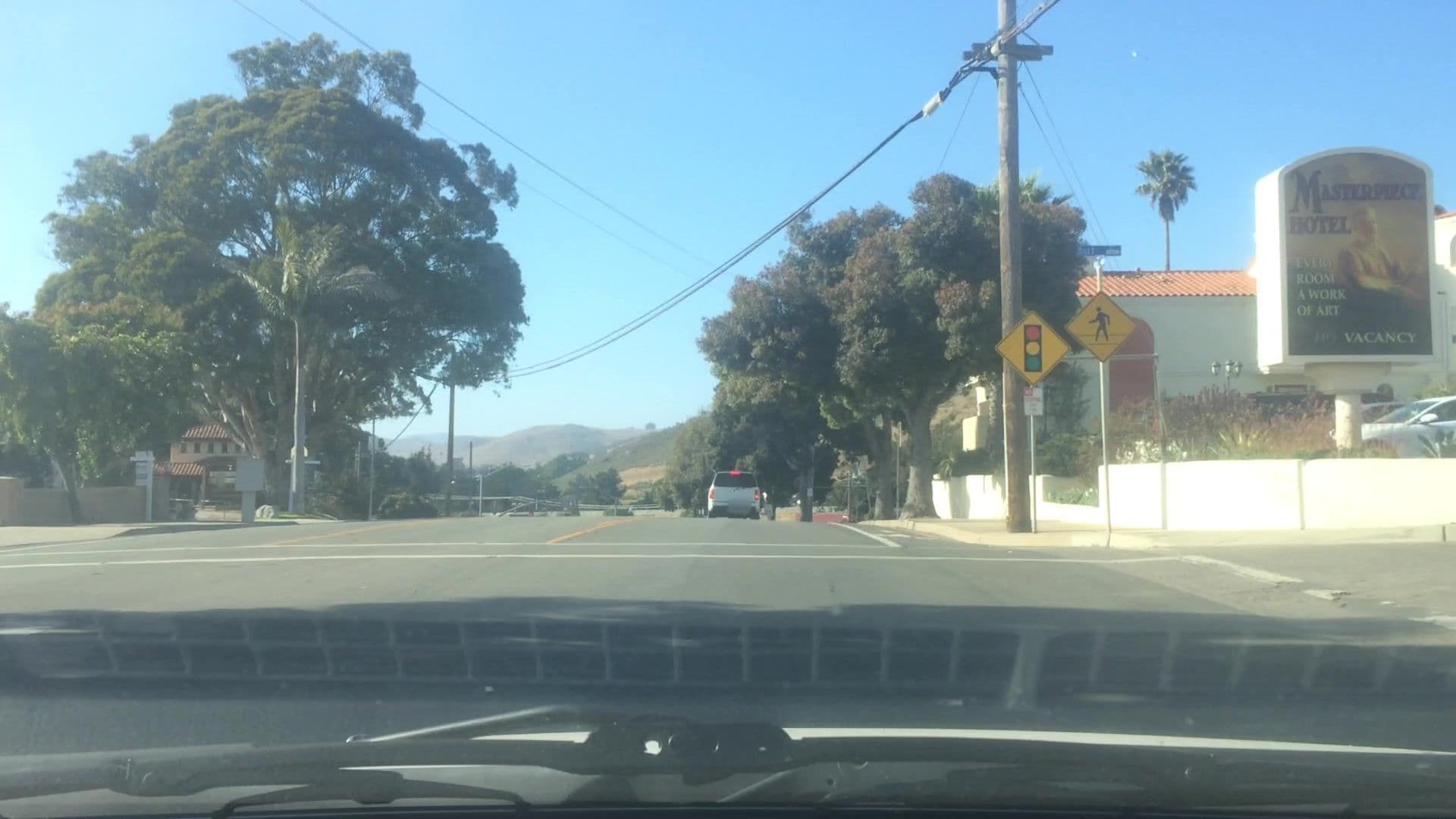 Street view near Morro Bay Beach Bungalows, Morro Bay — © lvl5 (CC BY-SA · Mapillary)