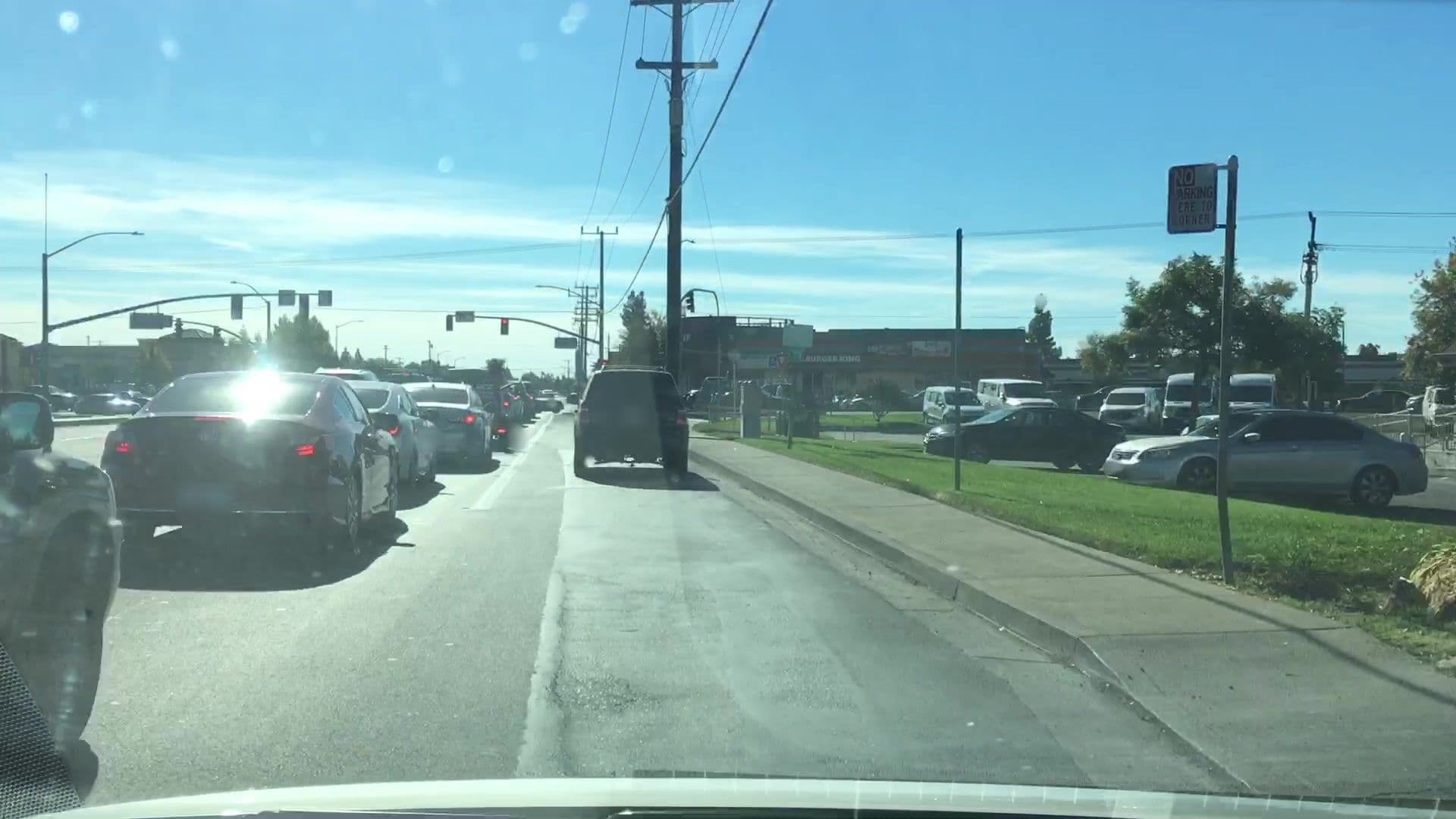 Street view near Red Roof Inn Sacramento - Elk Grove, Florin — © lvl5 (CC BY-SA · Mapillary)