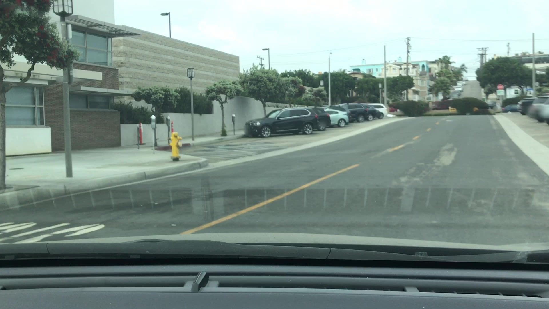 Street view near Shade Hotel, Manhattan Beach — © lvl5 (CC BY-SA · Mapillary)
