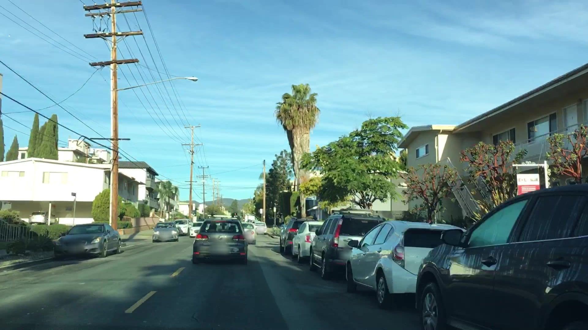Street view near Fatchops Hostel, Sawtelle — © lvl5 (CC BY-SA · Mapillary)