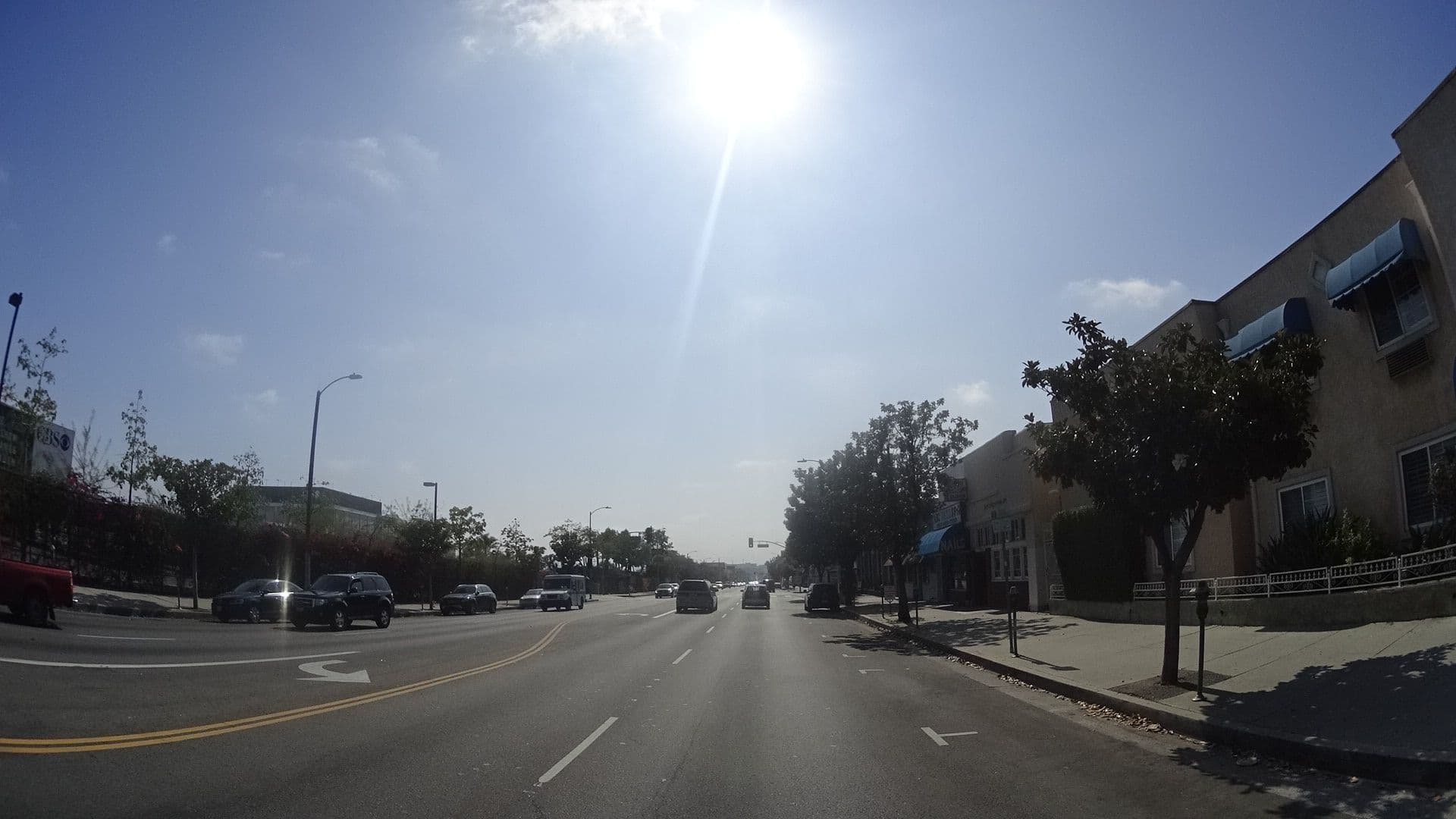 Street view near Beverly Inn, Larchmont — © mly_la (CC BY-SA · Mapillary)
