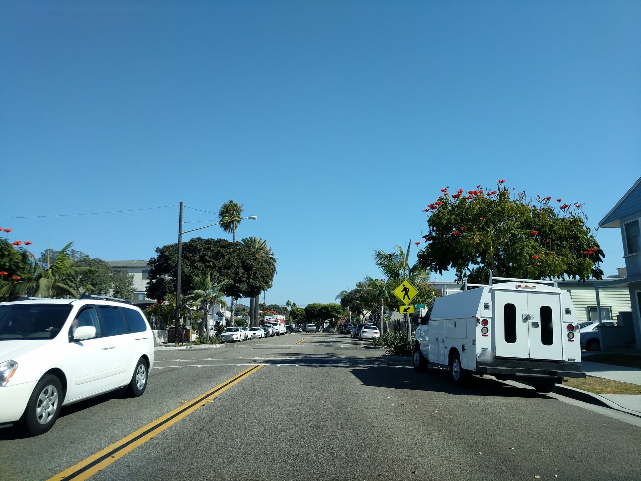 Street view near Chloe's Beach, Seal Beach — © mly_lax03 (CC BY-SA · Mapillary)