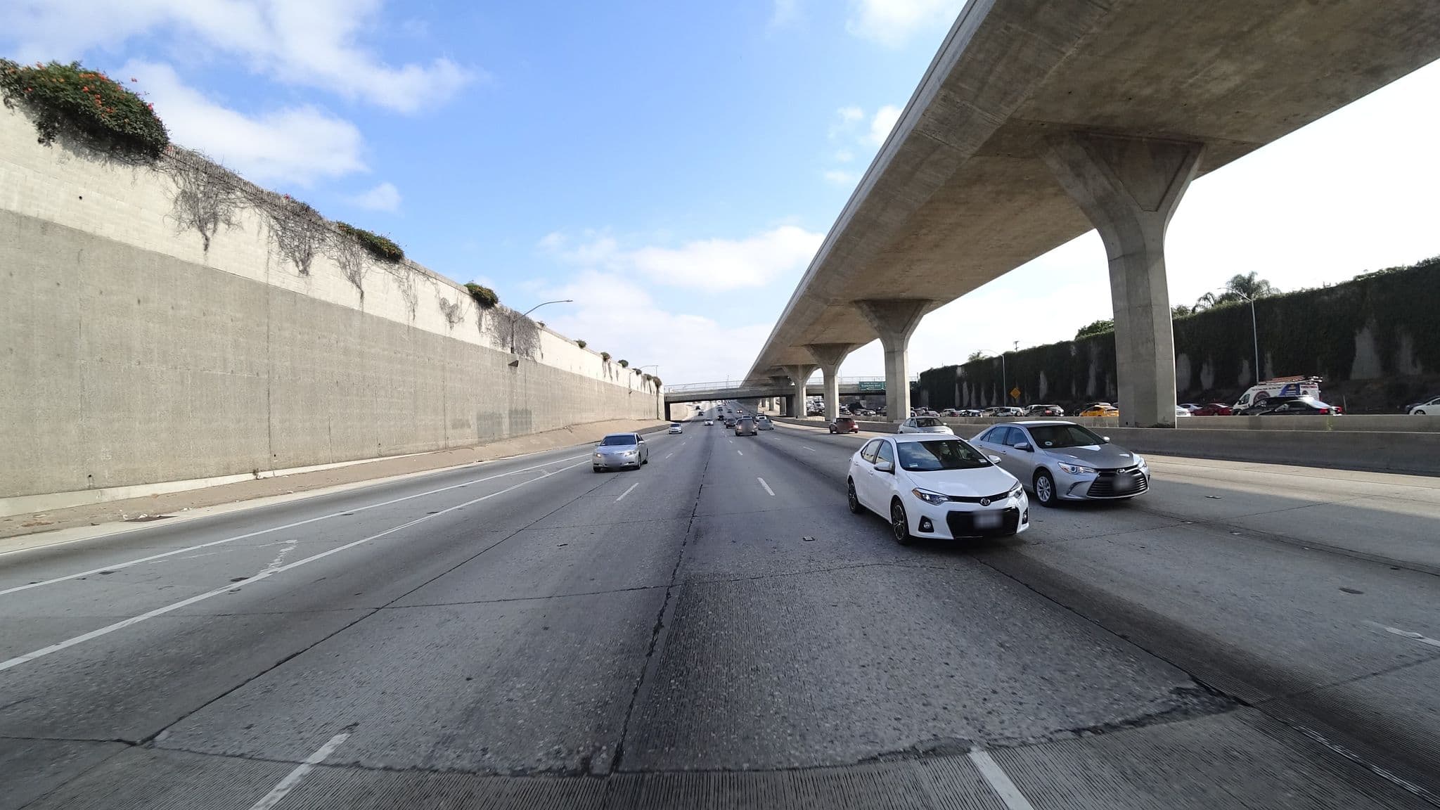 Street view near The Bellagio, Vermont Square — © mly_la (CC BY-SA · Mapillary)