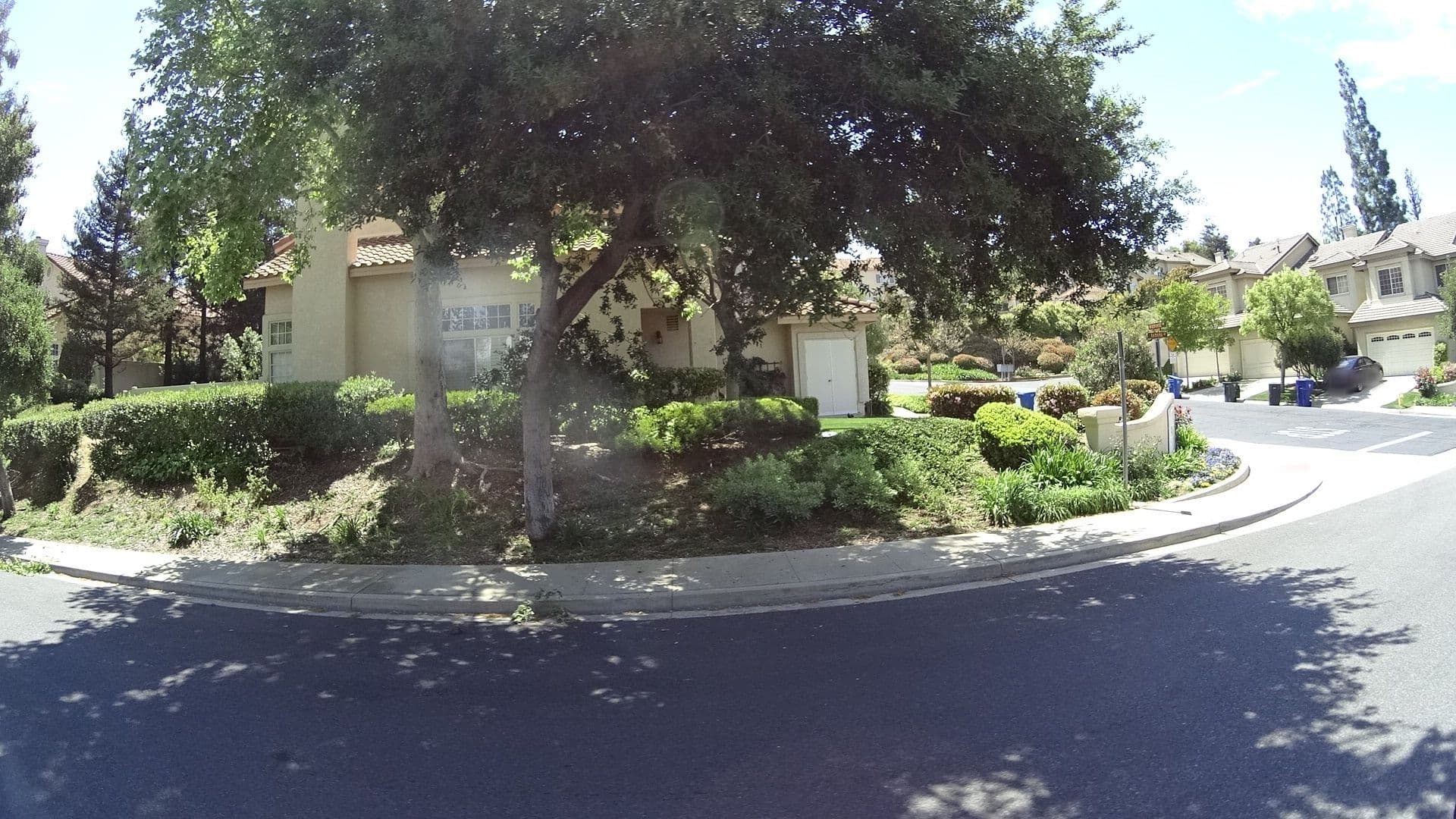 Street view near Doubletree Hotel By Hilton, Casa Conejo — © marker_geo (CC BY-SA · Mapillary)