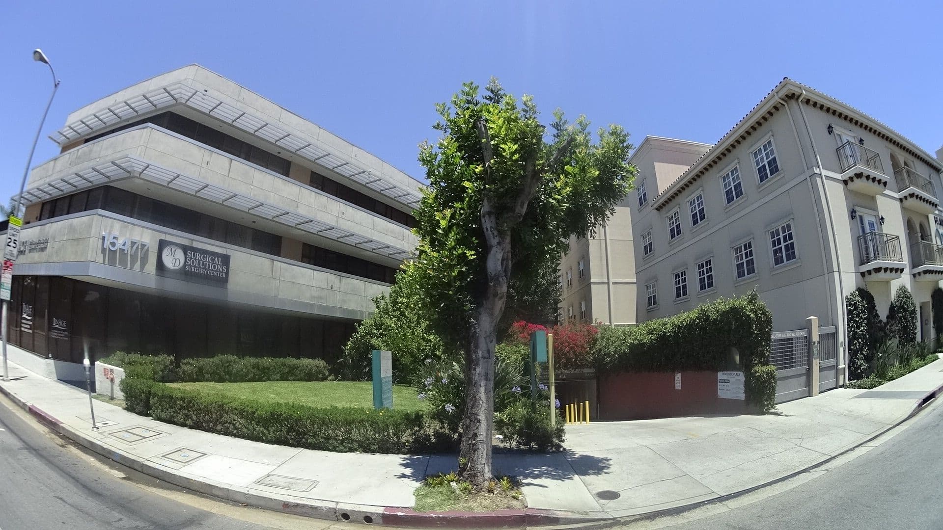Street view near Star Hotel Inn & Suites, Sherman Oaks — © mly_la (CC BY-SA · Mapillary)