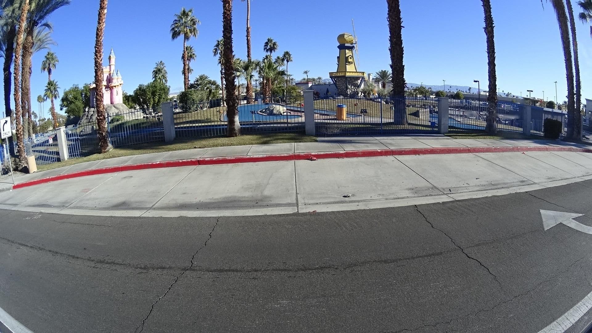Street view near Travel Lodge, Cathedral City — © marker_geo (CC BY-SA · Mapillary)