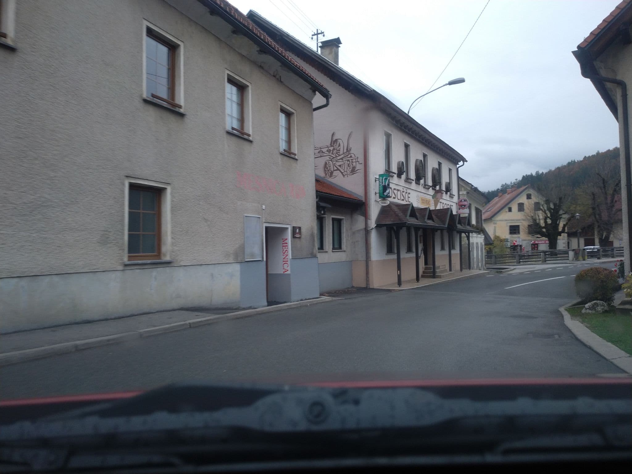 Street view near Goscišce Trobej, Gornji Grad — © mappatman (CC BY-SA · Mapillary)