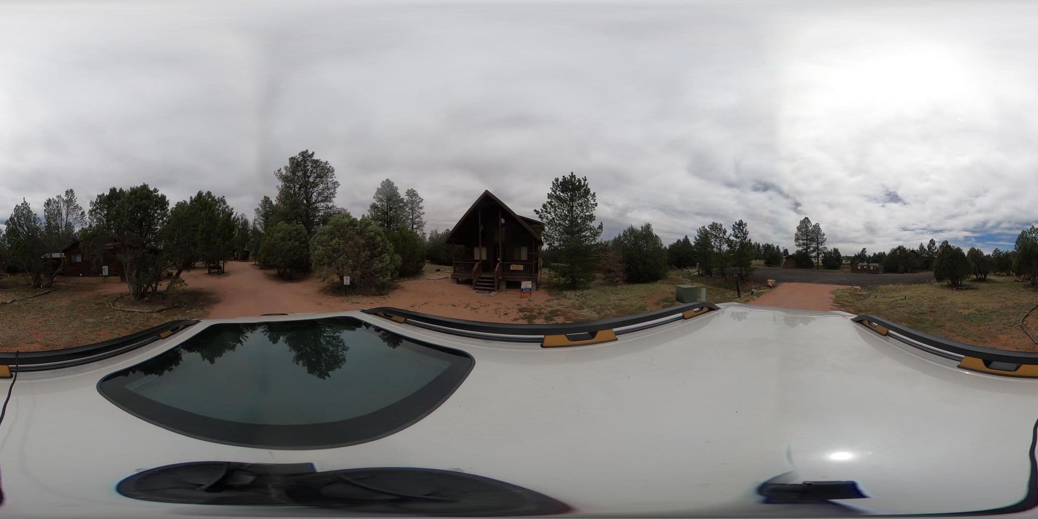 Street view near Eagle's Nest Cabin, Heber-Overgaard — © mapillary01730 (CC BY-SA · Mapillary)