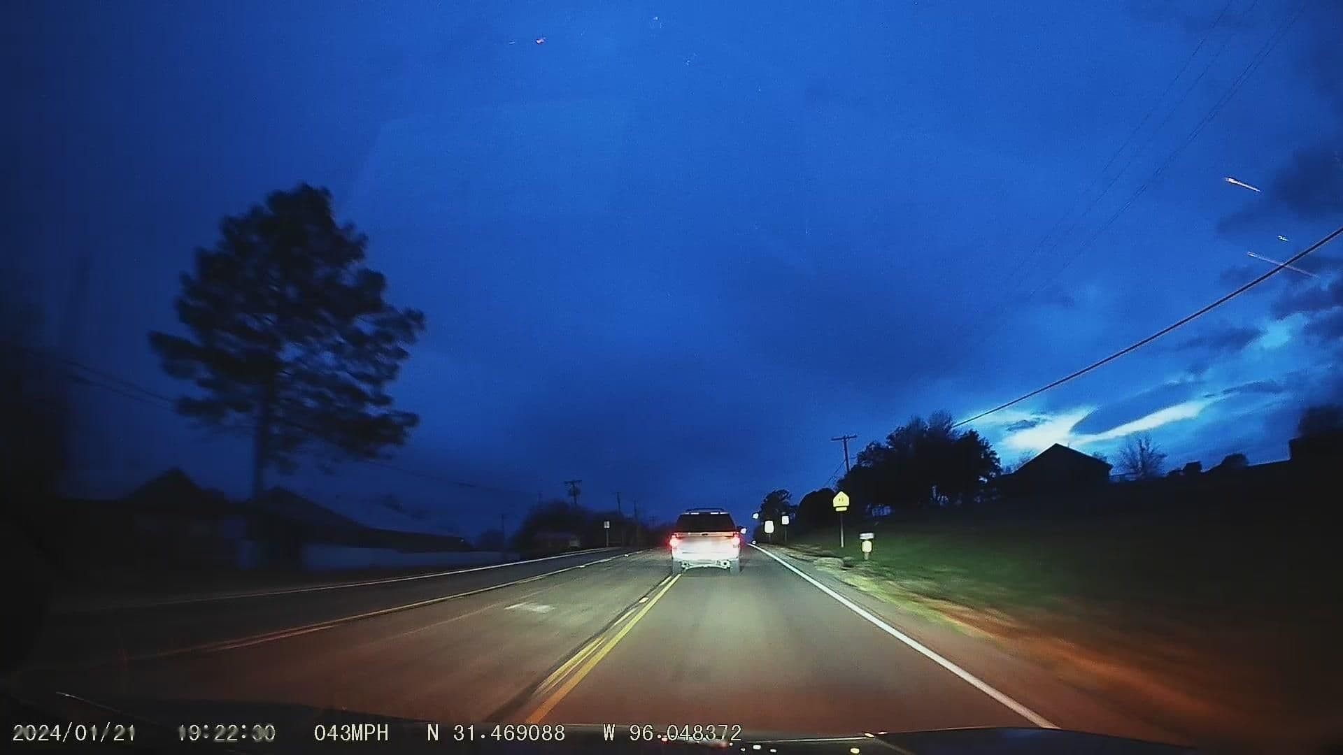 Street view near Hampton Inn, Jewett — © raveneye (CC BY-SA · Mapillary)