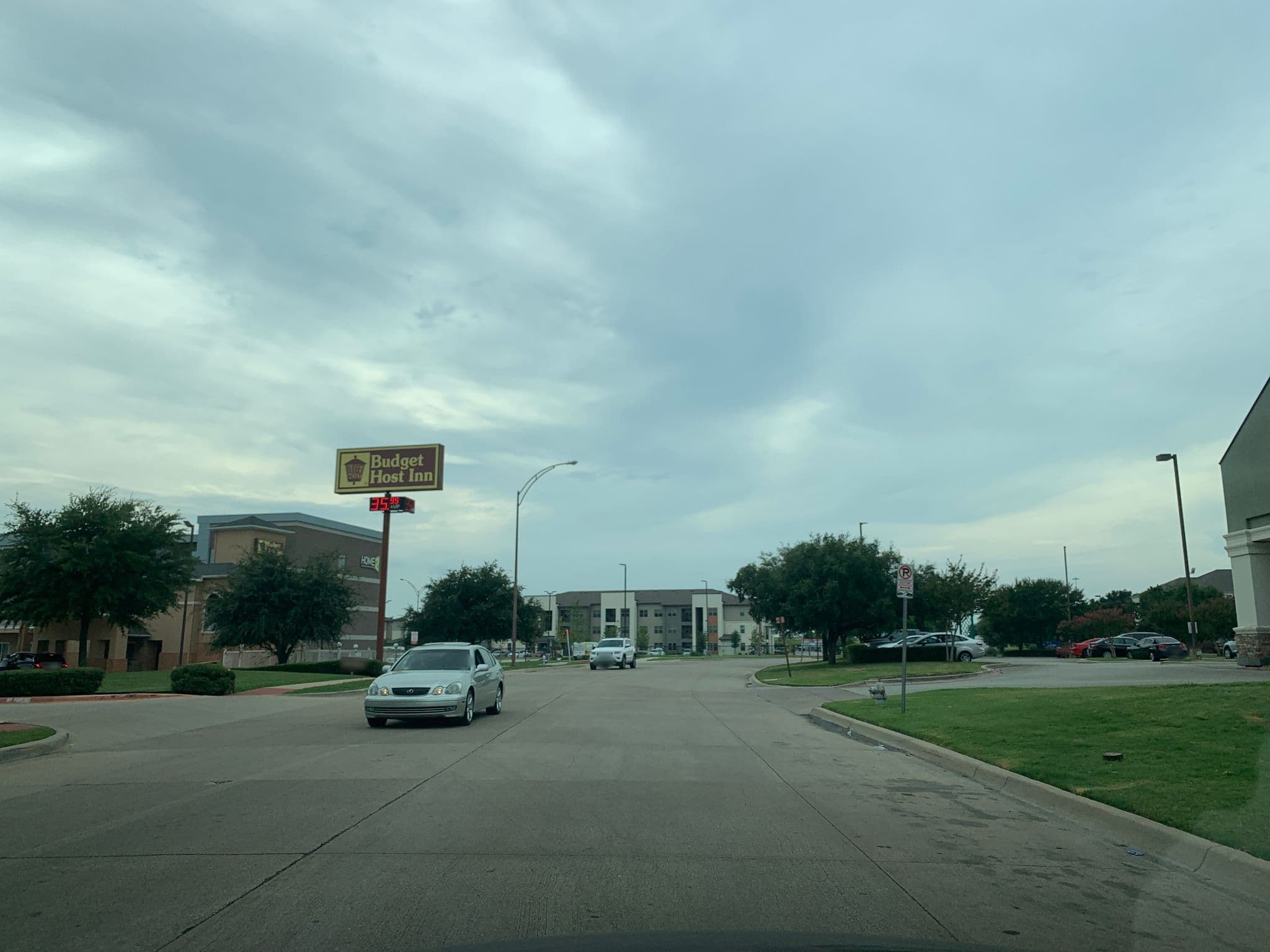 Street view near Microtel Inn & Suites, Watauga — © mselliott (CC BY-SA · Mapillary)