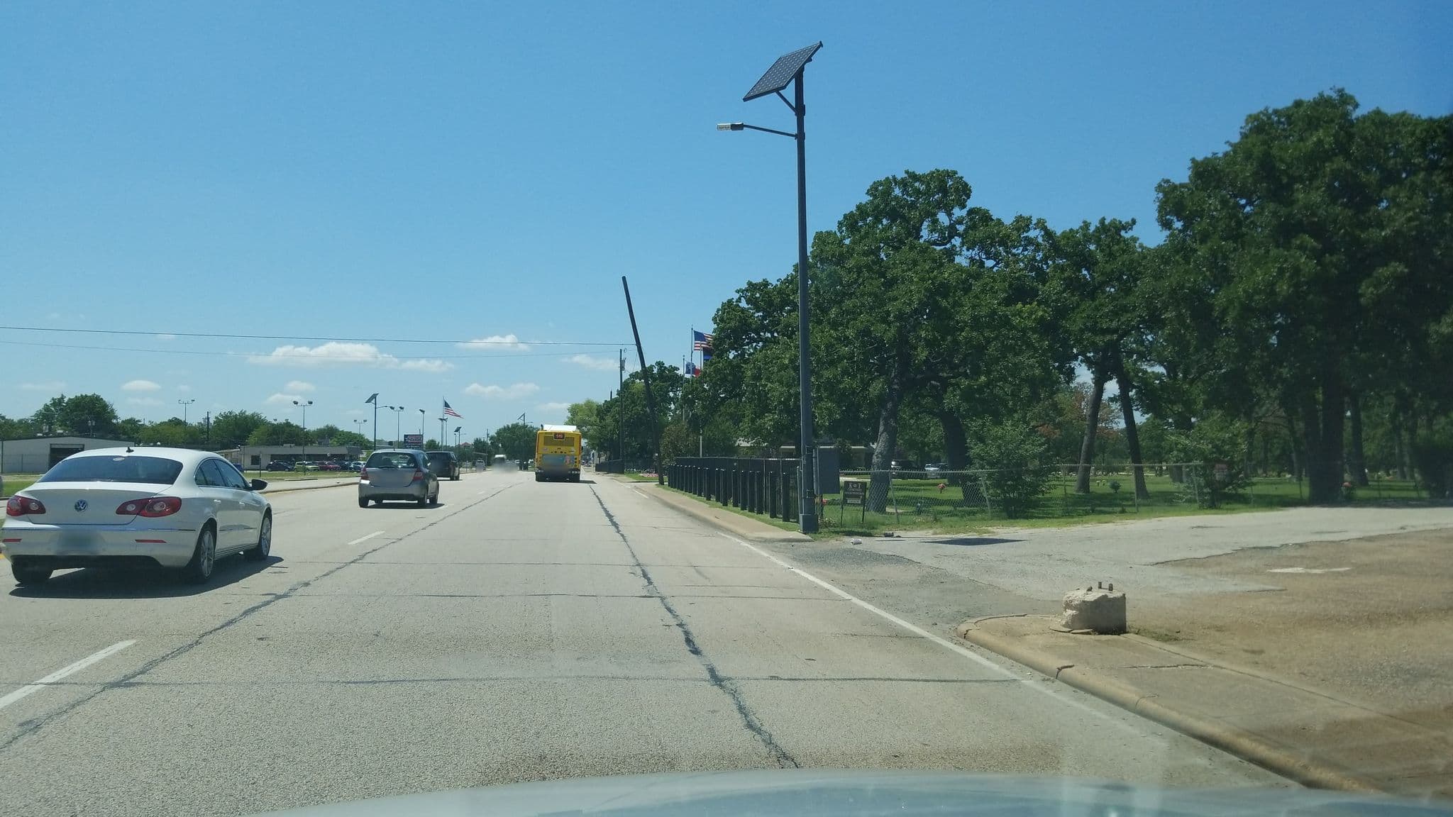 Street view near Crowne Plaza Room 1802, Irving — © charlie7842 (CC BY-SA · Mapillary)