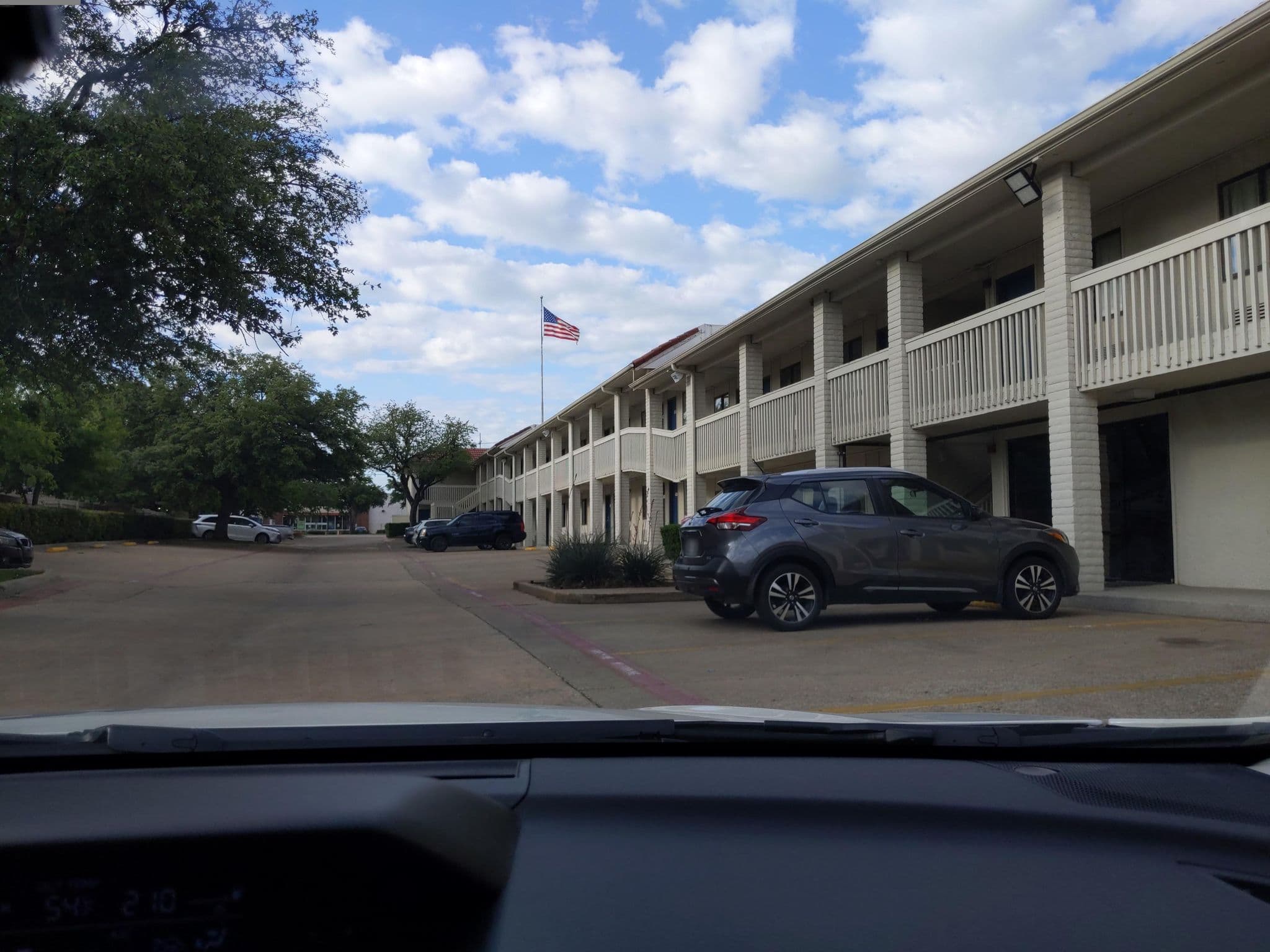 Street view near Accor North America, Carrollton — © jasonwest1976 (CC BY-SA · Mapillary)