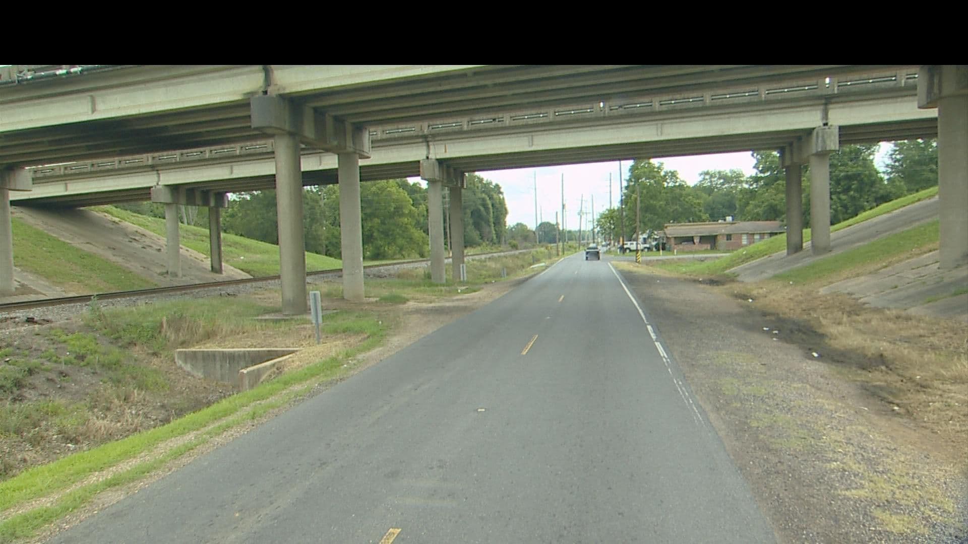 Street view near Laquinta, Monroe — © WR2_2023 (CC BY-SA · Mapillary)