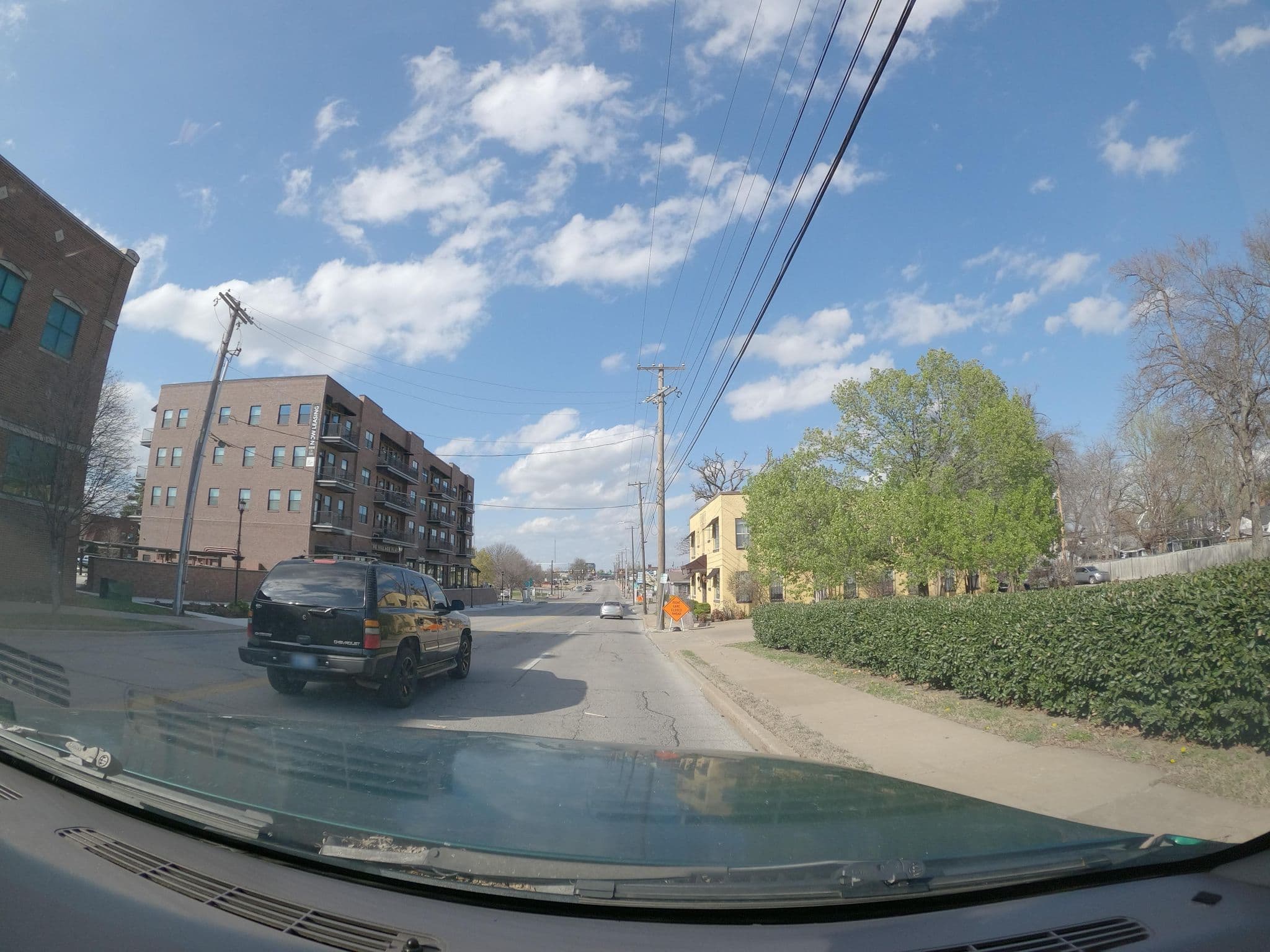 Street view near The Savoy Hotel, Tulsa — © baloouriza (CC BY-SA · Mapillary)