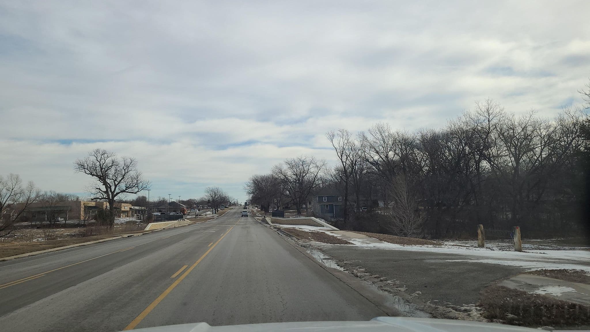 Street view near Three Sisters Inn, Baldwin City — © kgonterwitz21 (CC BY-SA · Mapillary)