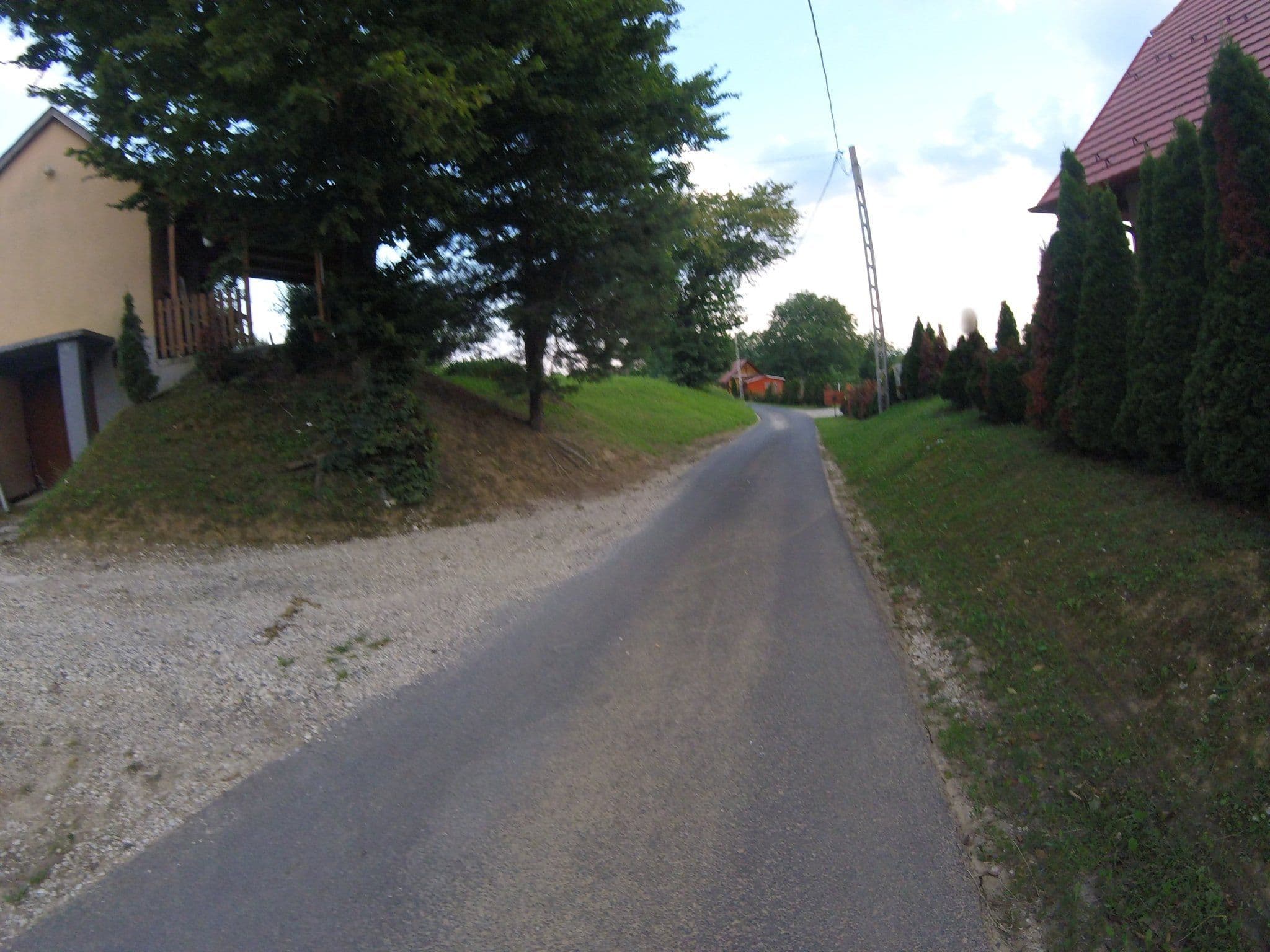 Street view near Böjti Pince, Lendava — © utvonalfelmeresek (CC BY-SA · Mapillary)