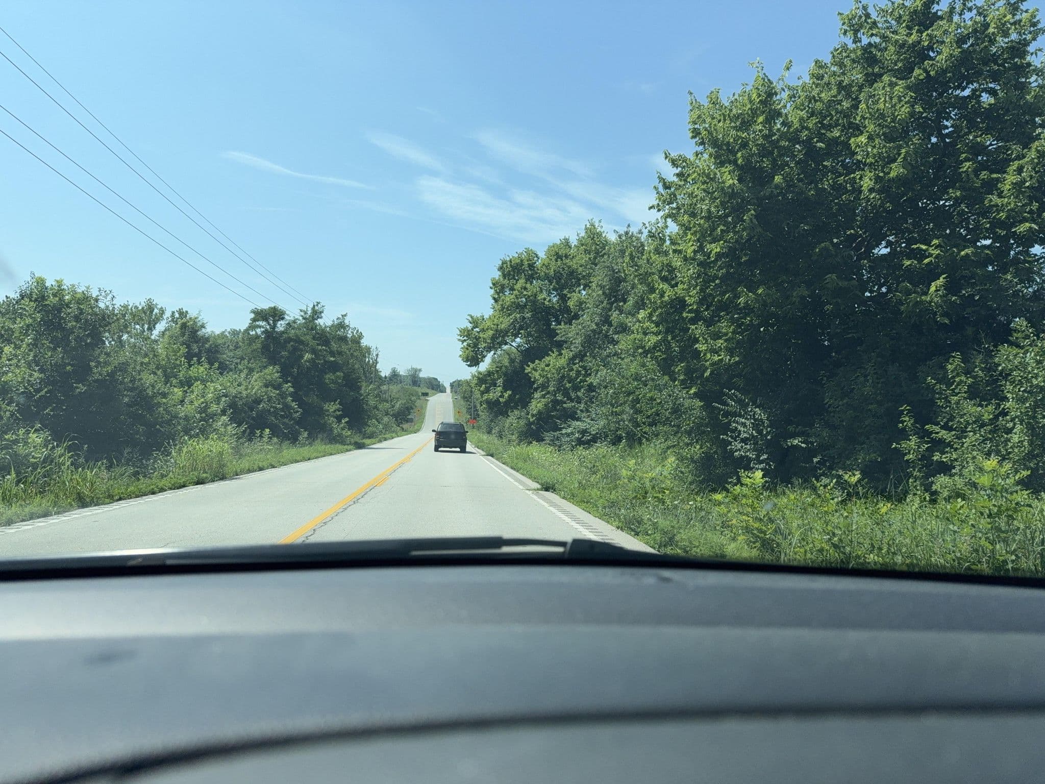 Street view near Wyndham Hotels & Resorts, Liberty — © kc3910 (CC BY-SA · Mapillary)