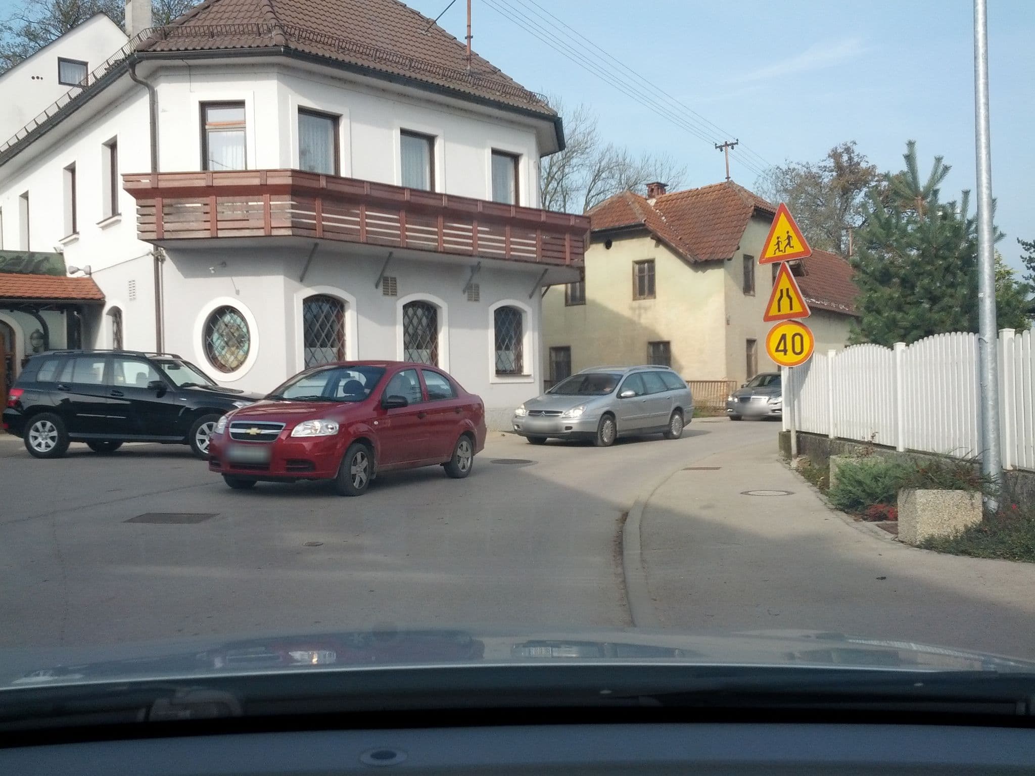 Street view near Pri Slovenc, Domžale — © lesko987 (CC BY-SA · Mapillary)