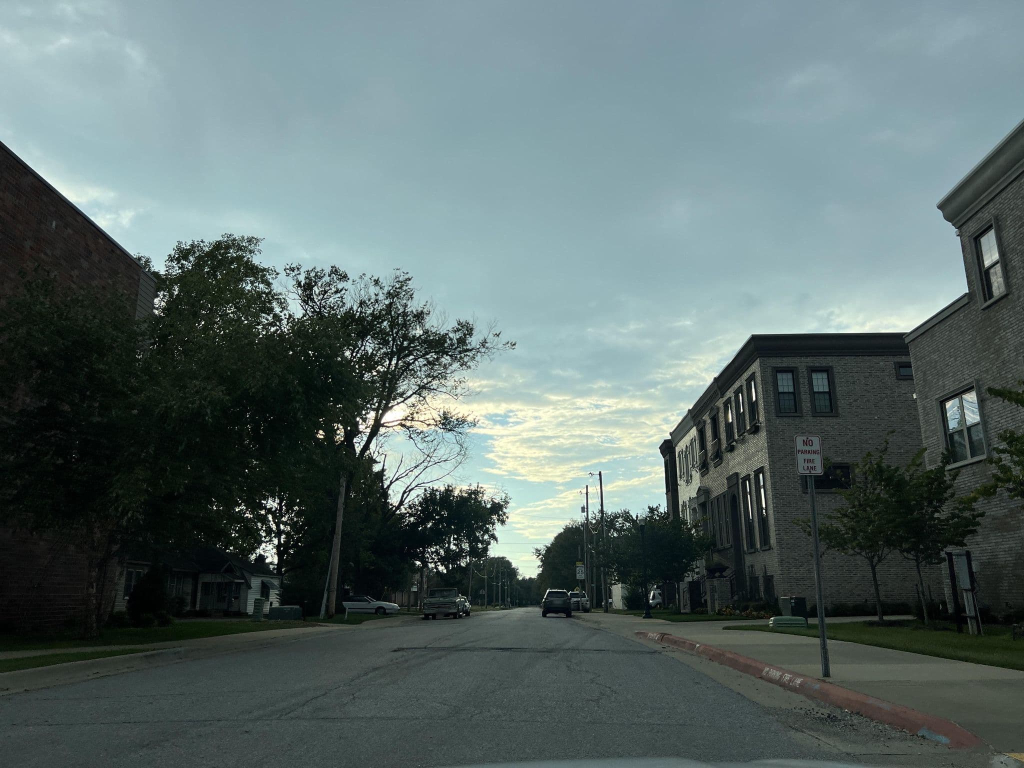 Street view near The Sally Brown, Bentonville — © whitecotton (CC BY-SA · Mapillary)