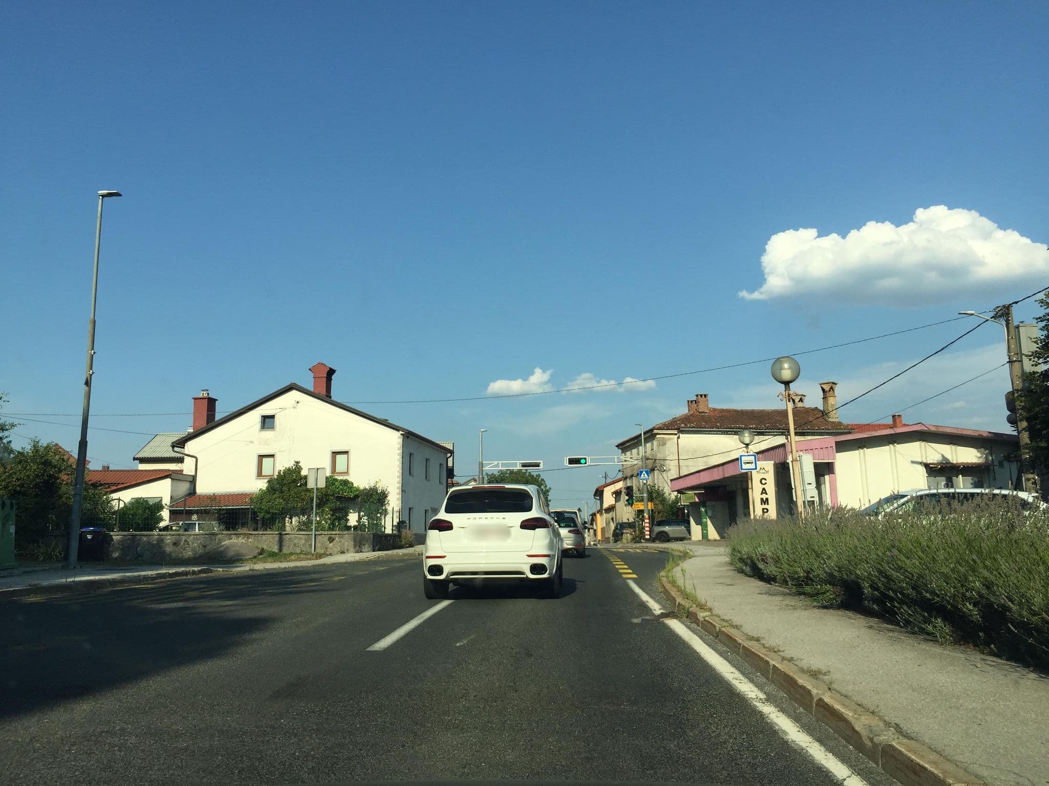 Street view near Guesthouse Mirjam, Divača — © igorzo (CC BY-SA · Mapillary)
