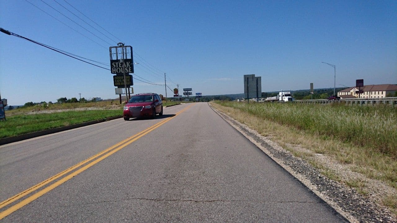 Street view near Wyndham Hotels & Resorts, Rolla — © voschix (CC BY-SA · Mapillary)
