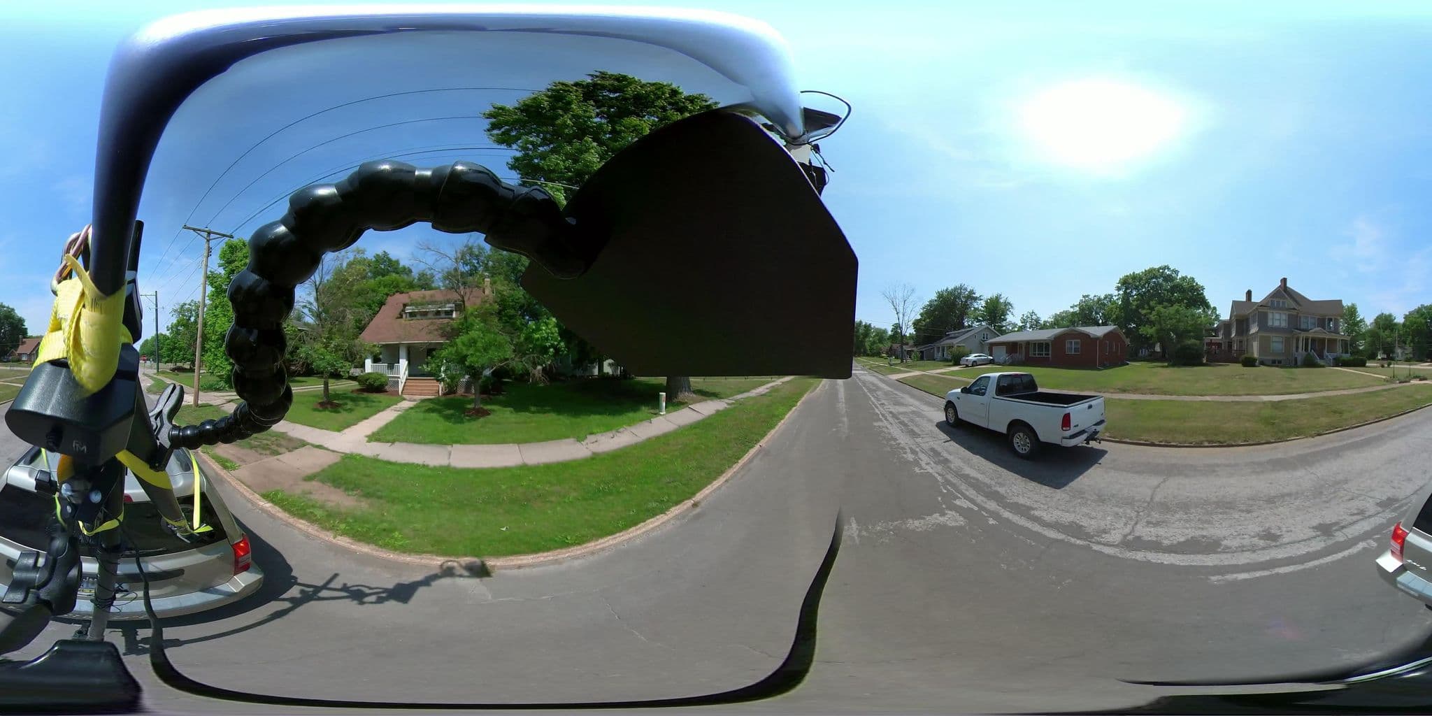 Street view near Greenhouse, Mexico — © hmhtb (CC BY-SA · Mapillary)