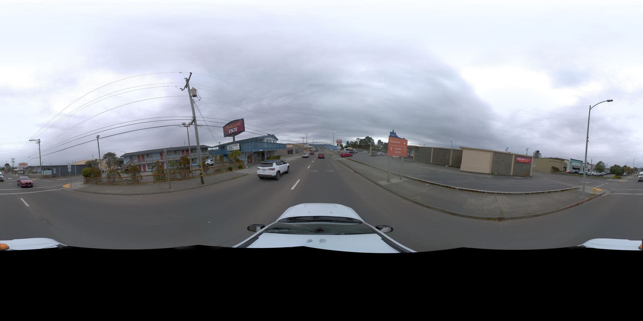 Street view near Red Wood Inn, Crescent City — © MEW-Utilities (CC BY-SA · Mapillary)