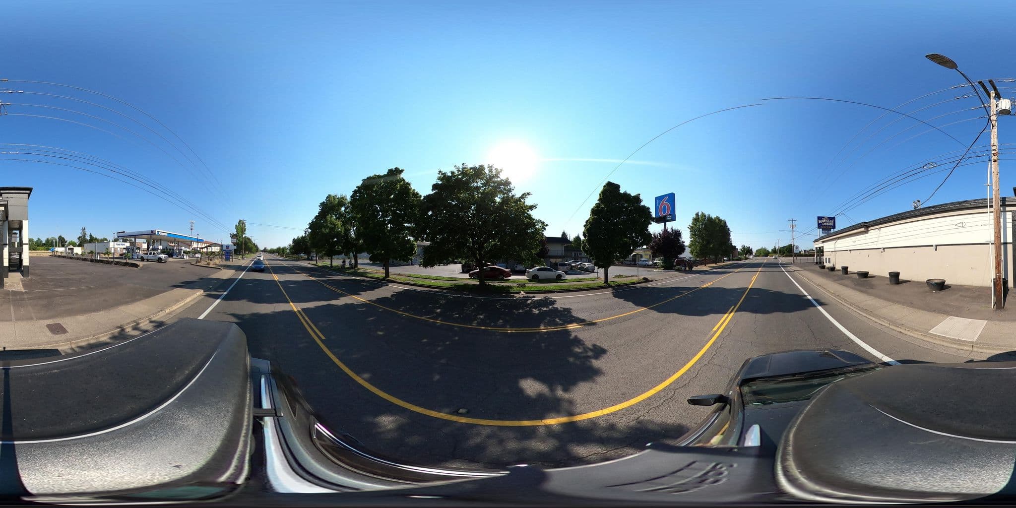 Street view near Holiday Lodge Salem, Salem — © jenningsanderson (CC BY-SA · Mapillary)