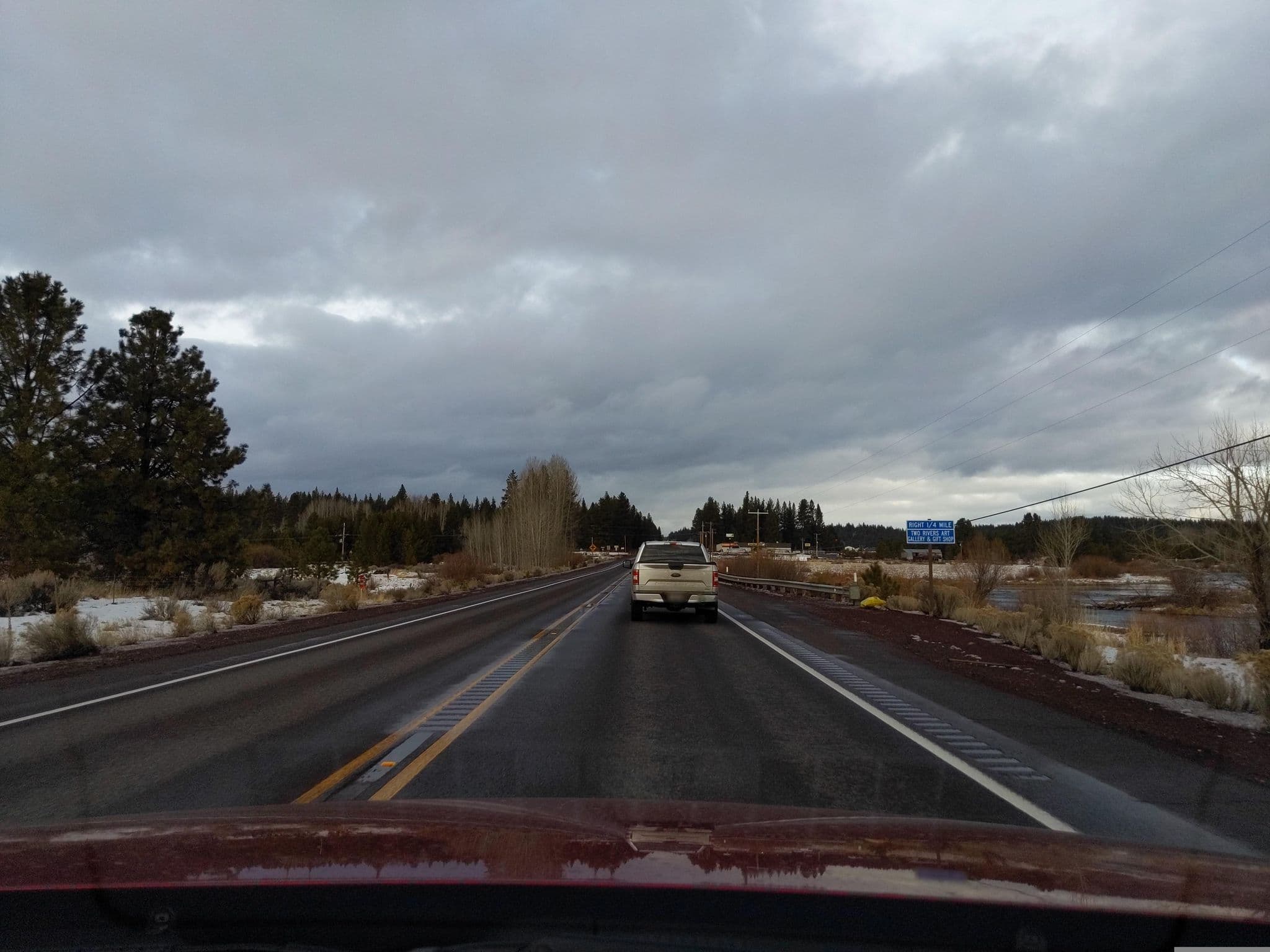 Street view near Williamson River Retreat, Klamath Falls — © eneerhut (CC BY-SA · Mapillary)