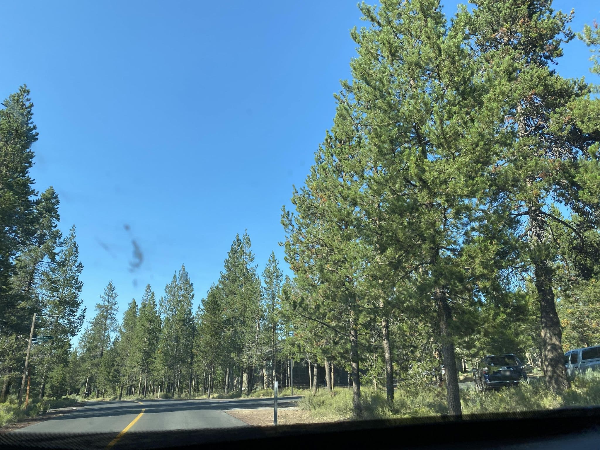 Street view near White Elm Lodge 33, Sunriver — © cmiles (CC BY-SA · Mapillary)
