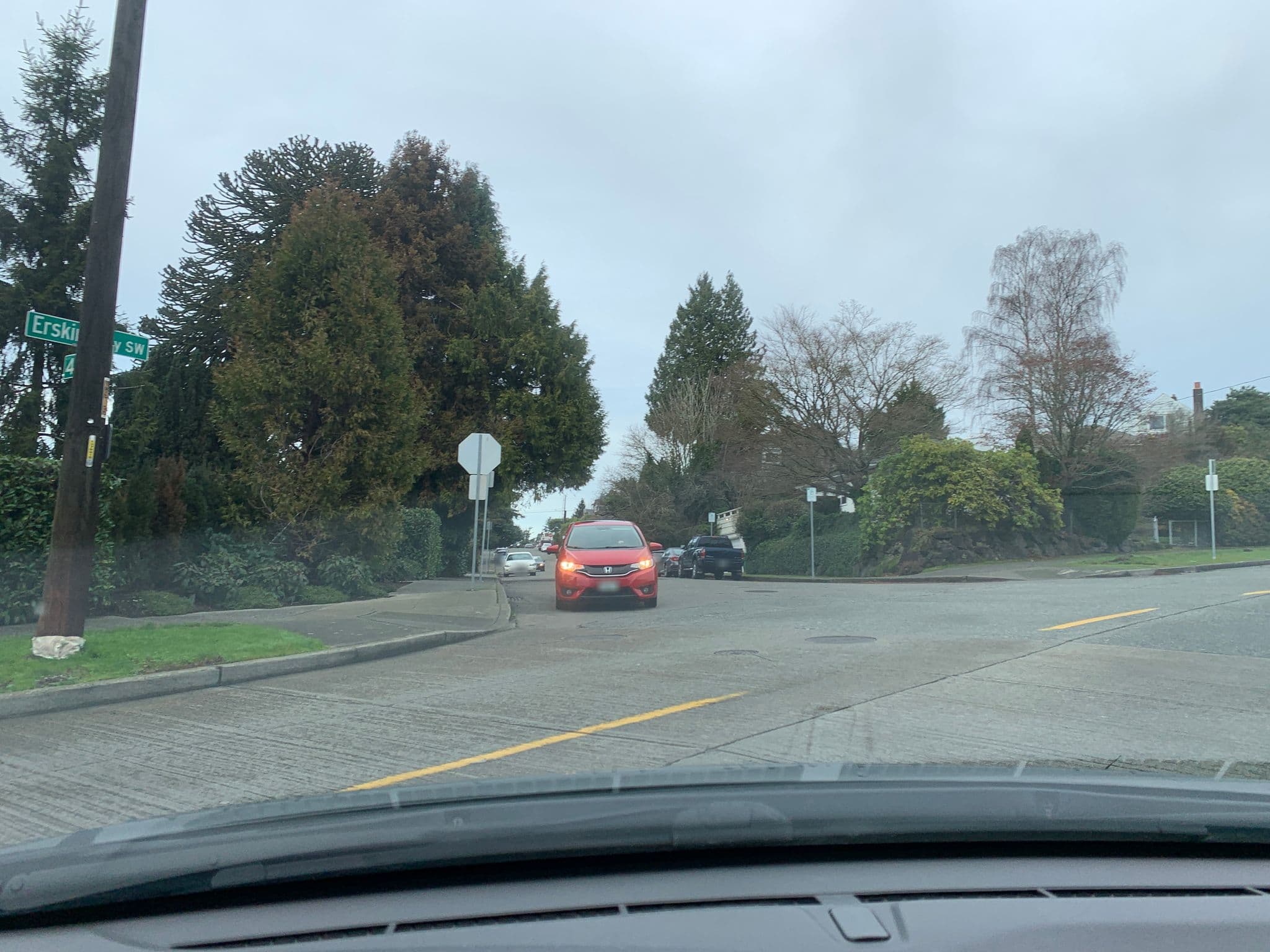 Street view near Villa Heidelberg, White Center — © sweatherall (CC BY-SA · Mapillary)