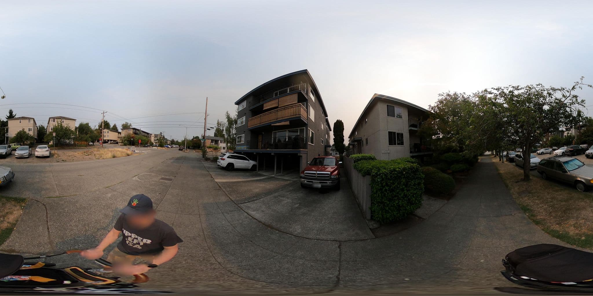 Street view near Rafdhall's Retreat, Seattle — © tannewt (CC BY-SA · Mapillary)