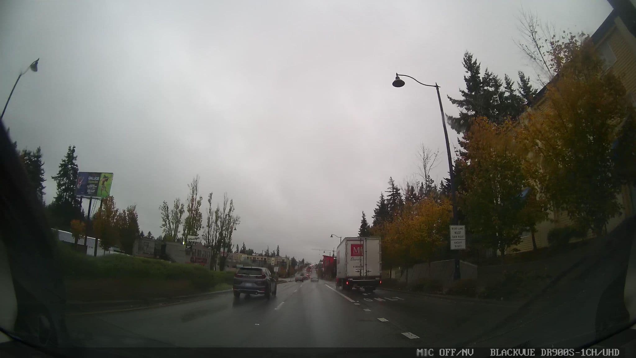 Street view near Days Inn, Shoreline — © damnitgetmybeer (CC BY-SA · Mapillary)