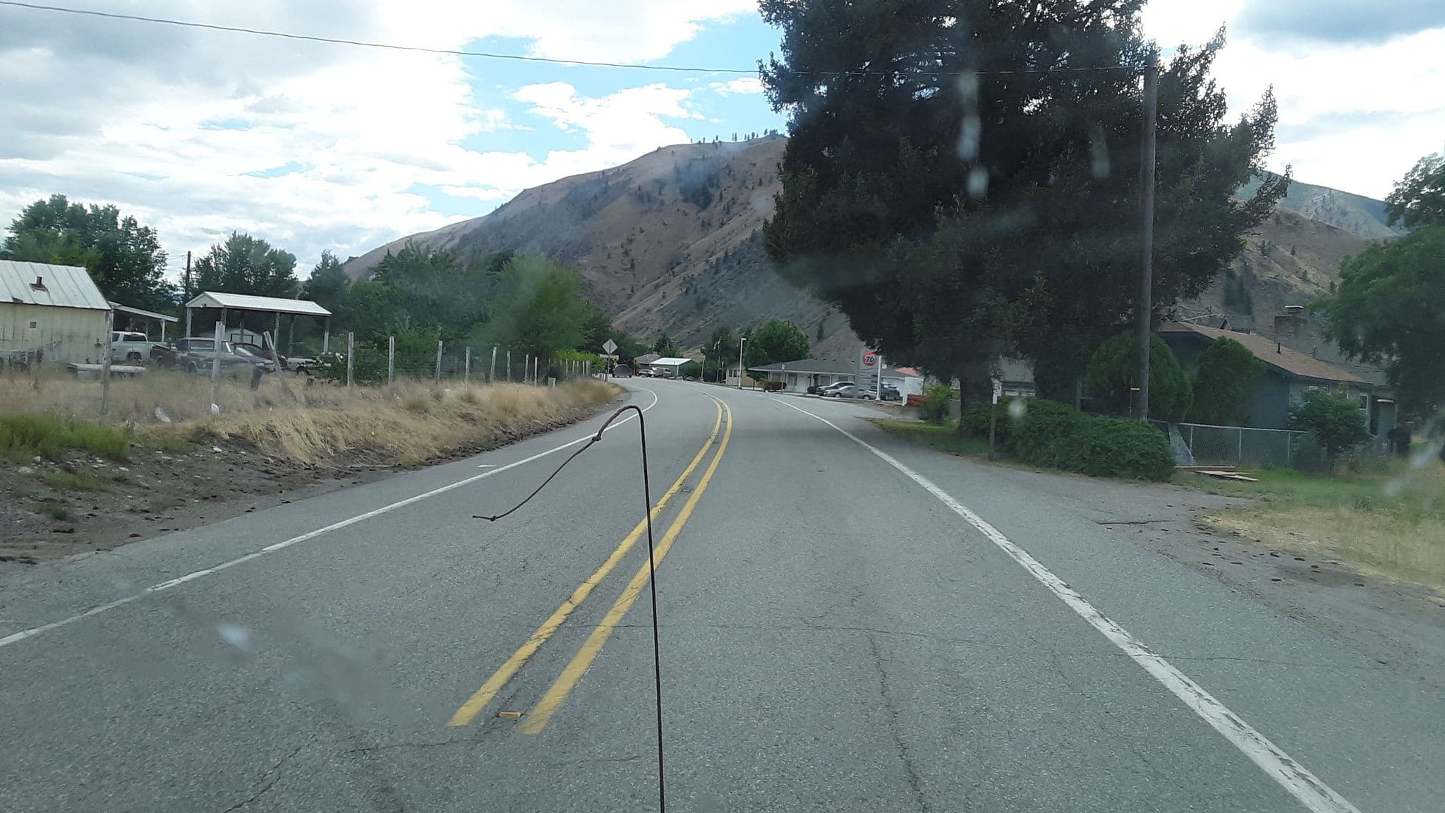 Street view near Kessel's Cabin, Entiat — © jbthemilker (CC BY-SA · Mapillary)