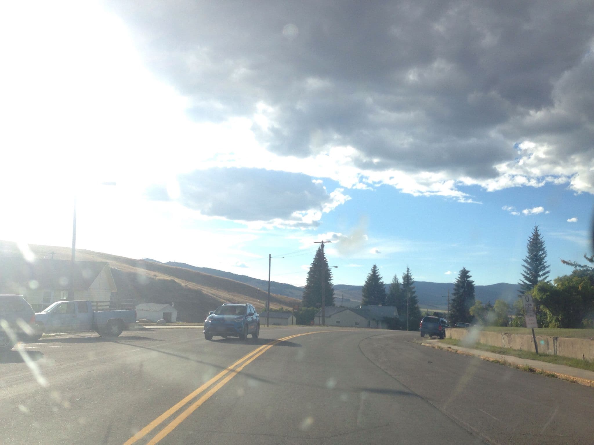 Street view near Caledonia Bed and Breakfast, Anaconda — © chrisbeddow (CC BY-SA · Mapillary)